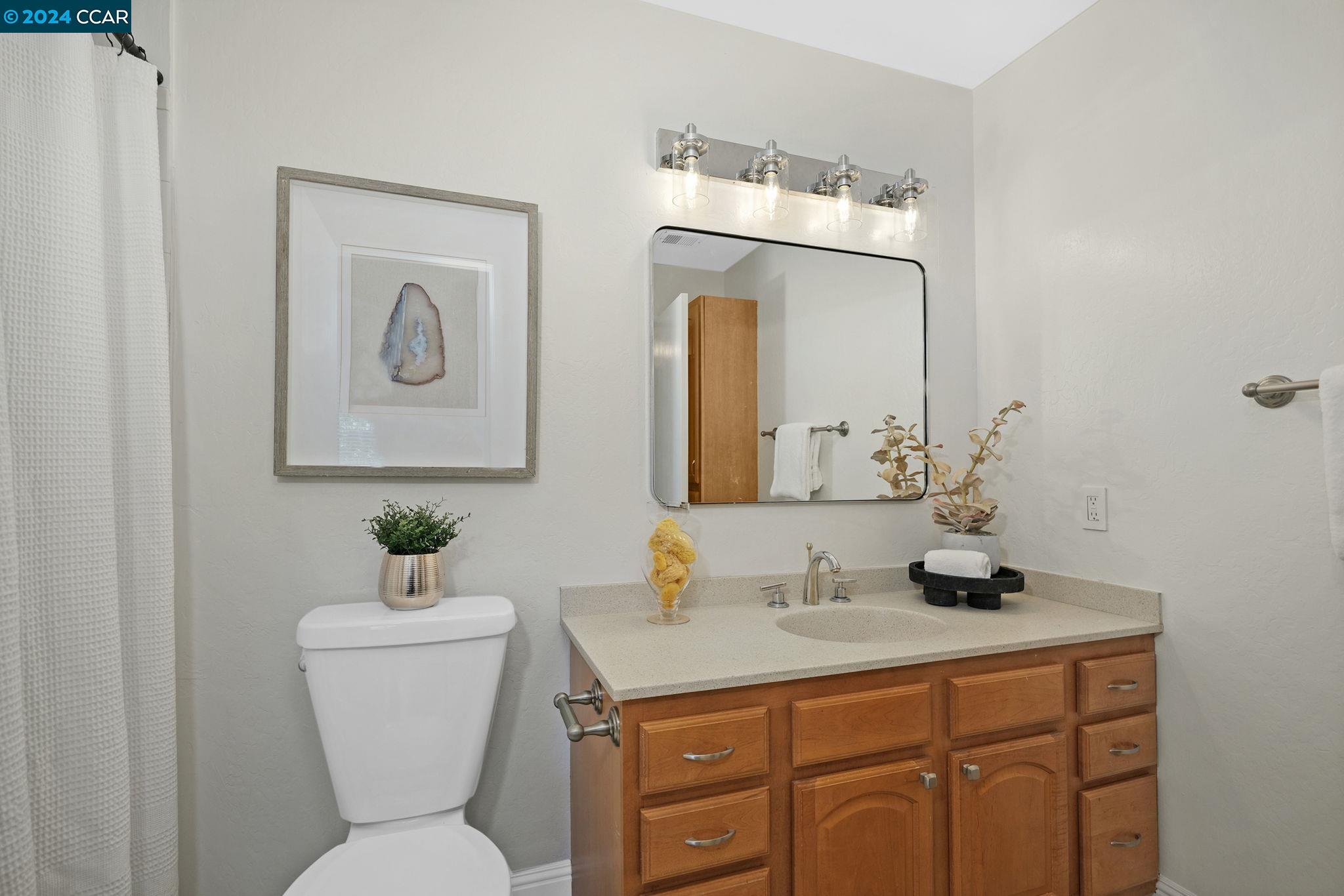 Detail Gallery Image 24 of 35 For 1034 Maywood Ln #7,  Martinez,  CA 94553 - 2 Beds | 1/1 Baths