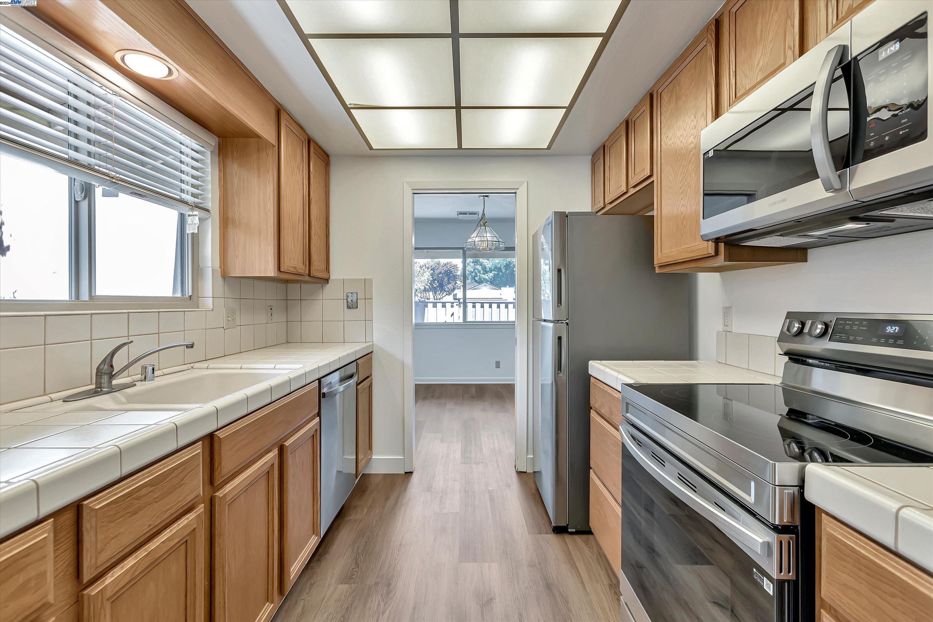 Photo #3: 41059953 Listing 