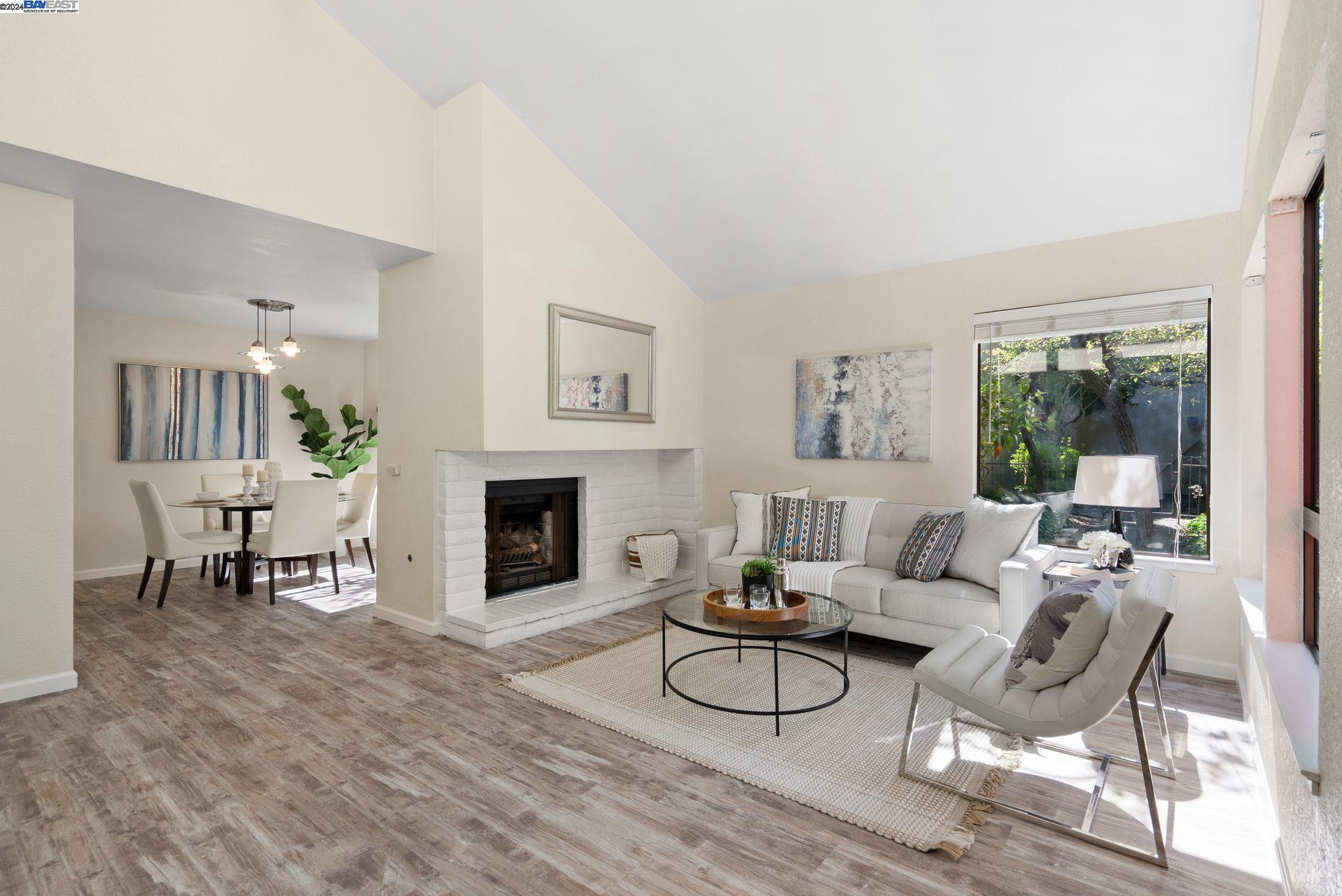 Photo #2: 41059960 Listing 
