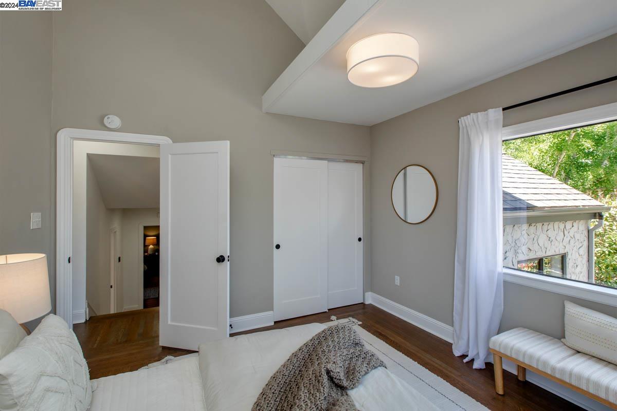 Detail Gallery Image 25 of 59 For 2821 Lincoln Ave, Alameda,  CA 94501 - 3 Beds | 2 Baths