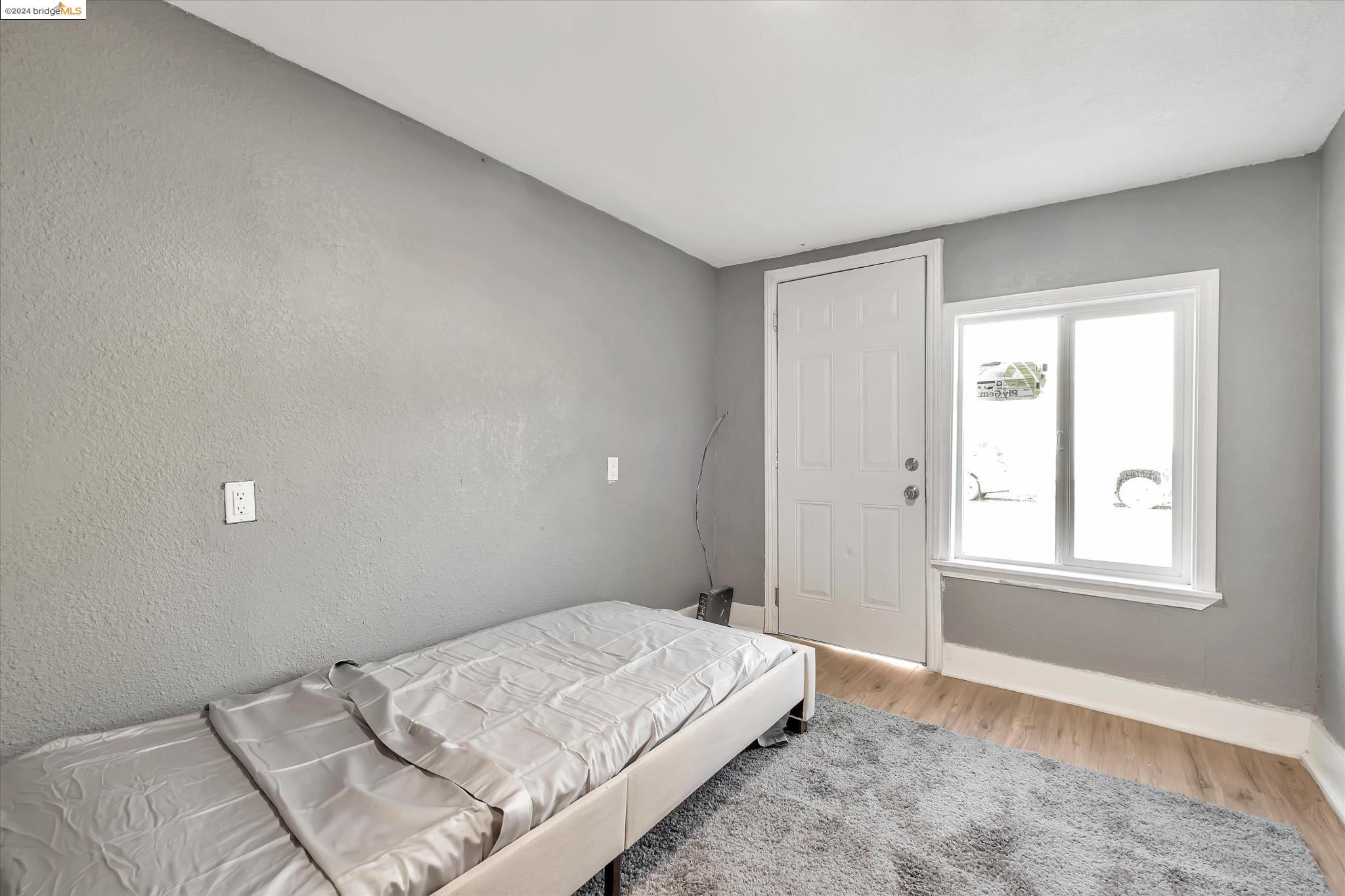 Detail Gallery Image 26 of 28 For 8401 Plymouth St, Oakland,  CA 94621 - 2 Beds | 1 Baths