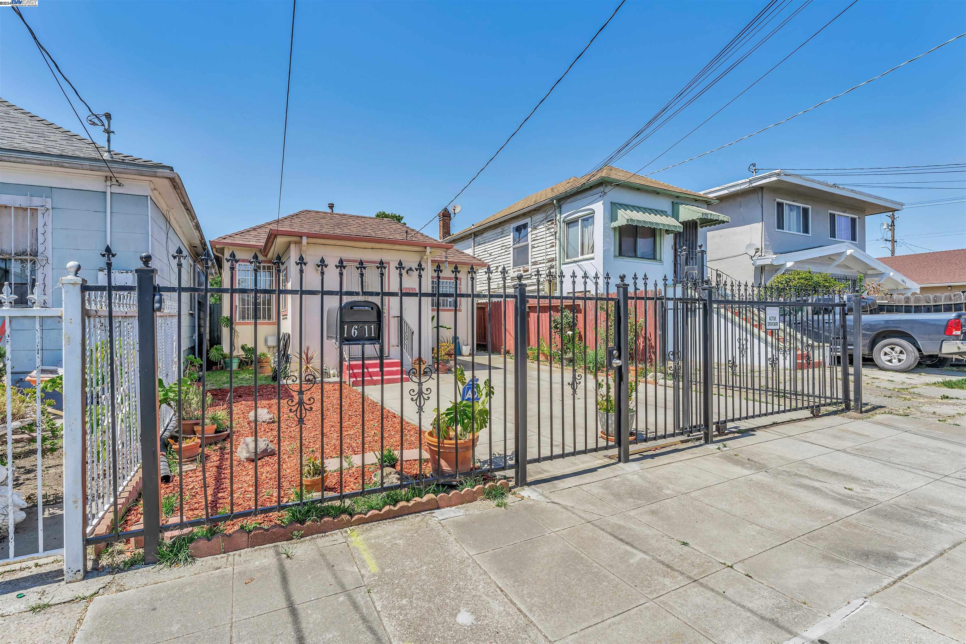 1611 61St Ave, Oakland, CA 94621 Listing Photo  1