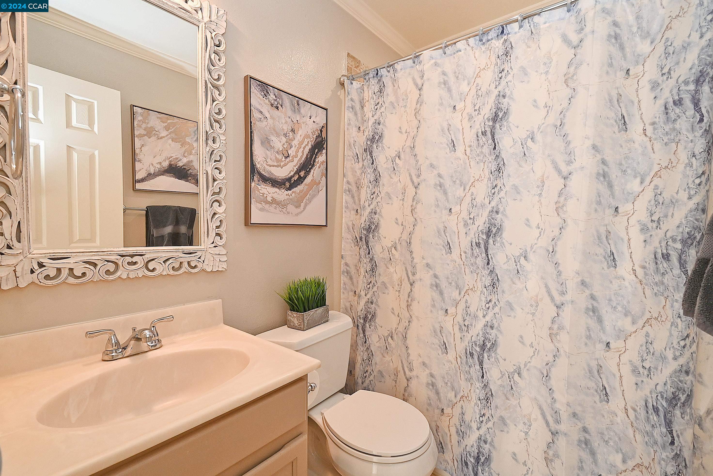 Detail Gallery Image 16 of 31 For 341 Wildcroft Dr, Martinez,  CA 94553 - 2 Beds | 2 Baths