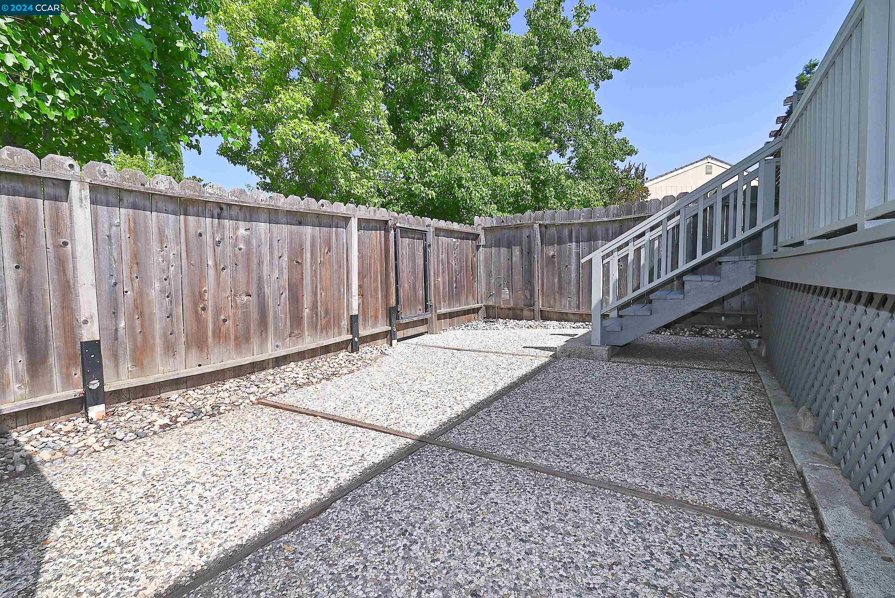 Detail Gallery Image 21 of 31 For 341 Wildcroft Dr, Martinez,  CA 94553 - 2 Beds | 2 Baths