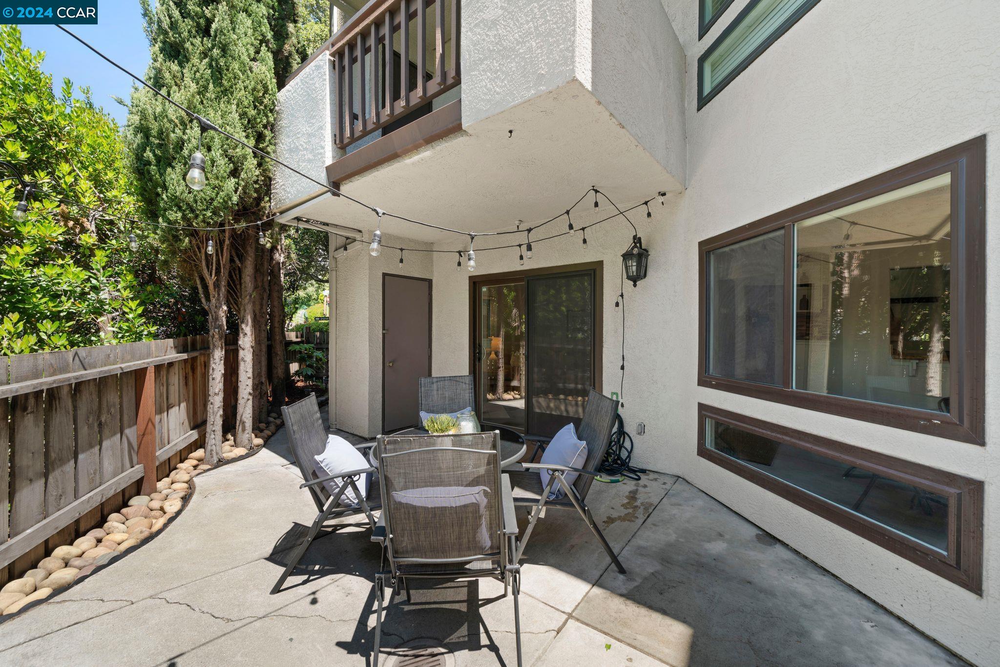 Detail Gallery Image 25 of 36 For 21314 Gary Dr #101,  Hayward,  CA 94546 - 3 Beds | 2 Baths