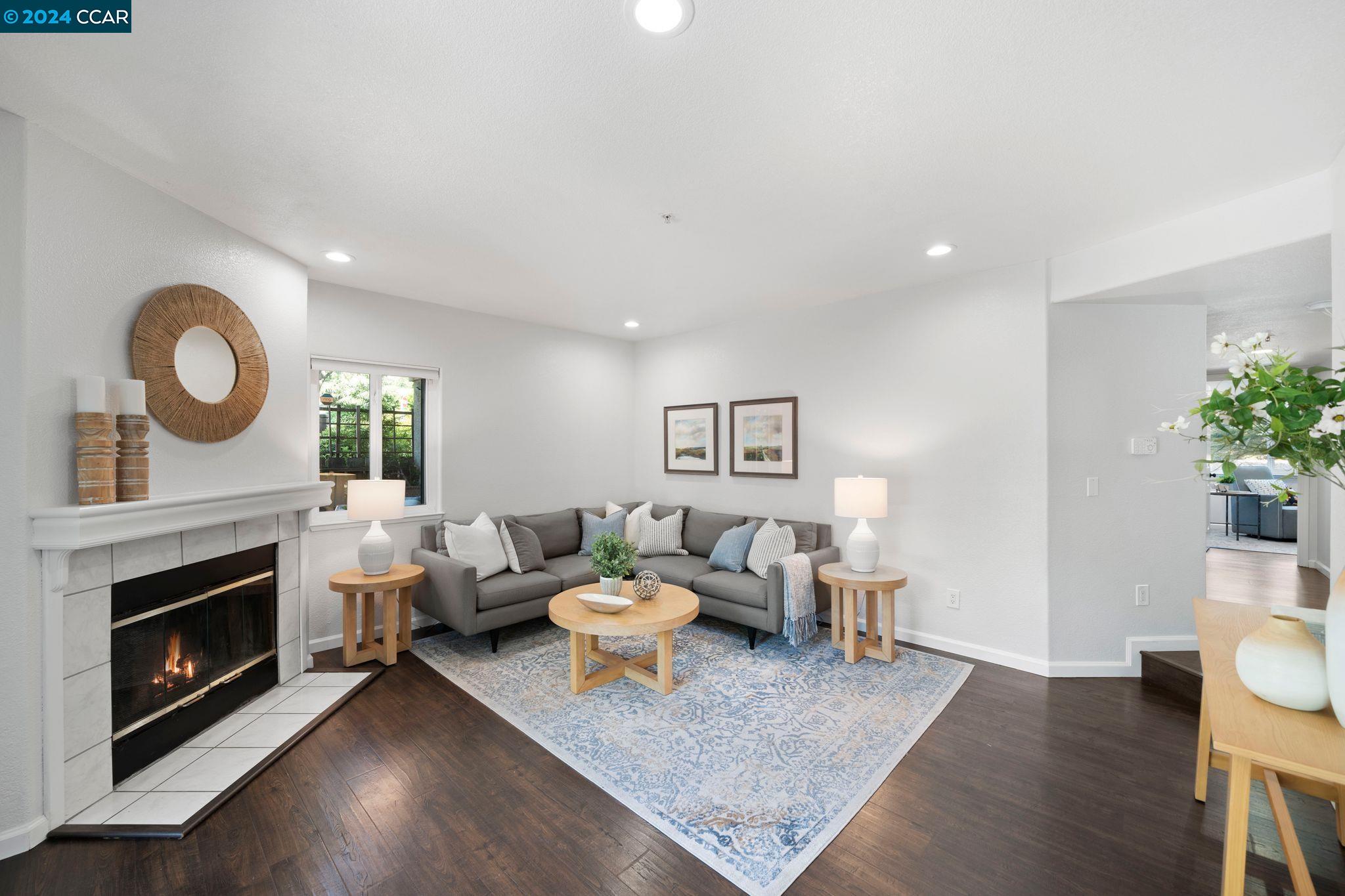 Detail Gallery Image 8 of 36 For 21314 Gary Dr #101,  Hayward,  CA 94546 - 3 Beds | 2 Baths