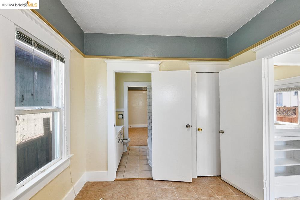 Detail Gallery Image 10 of 27 For 142 12th St, Richmond,  CA 94801 - 3 Beds | 1 Baths