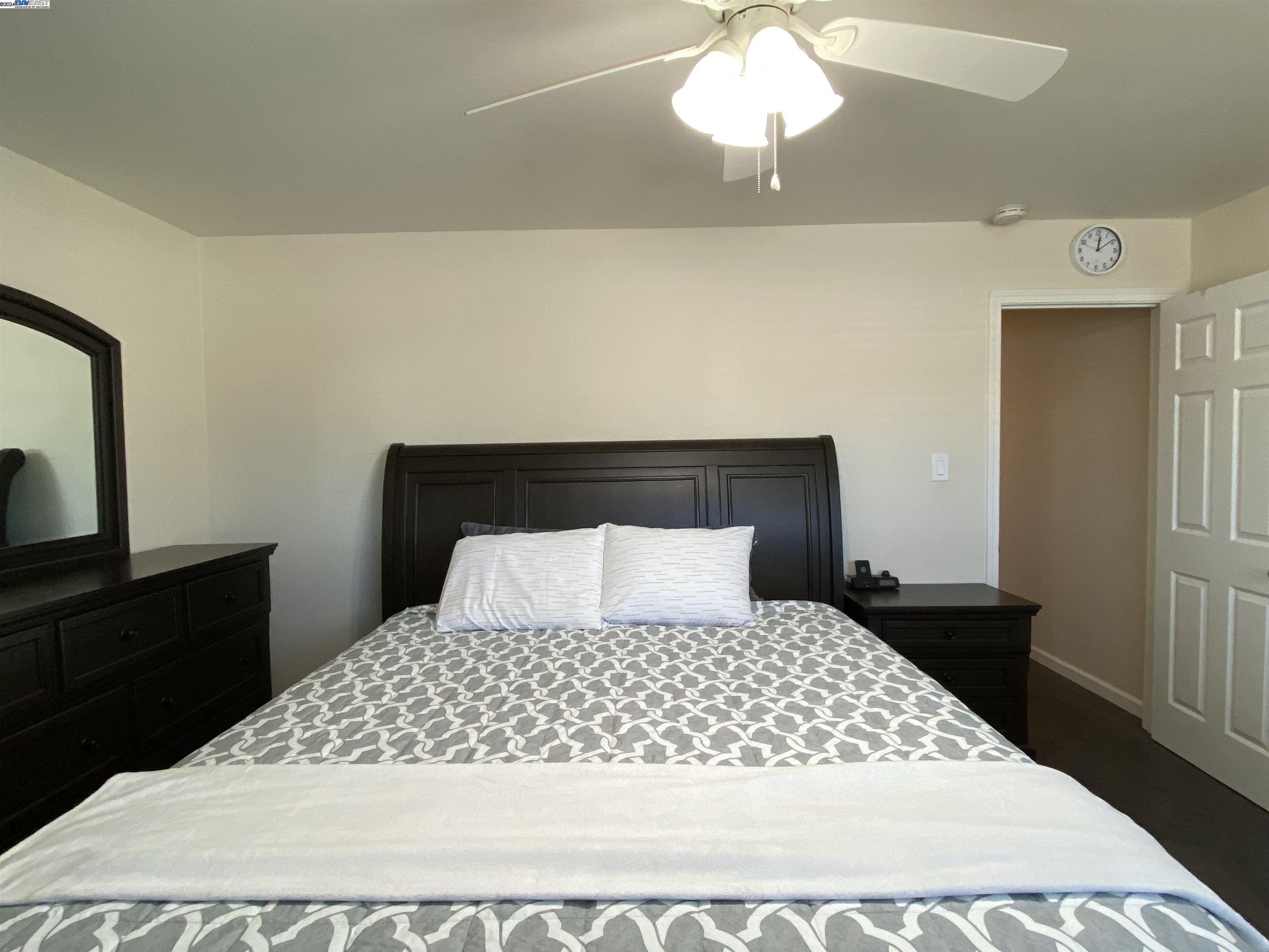 Detail Gallery Image 34 of 60 For 213 W Leland Rd, Pittsburg,  CA 94565 - 3 Beds | 2 Baths
