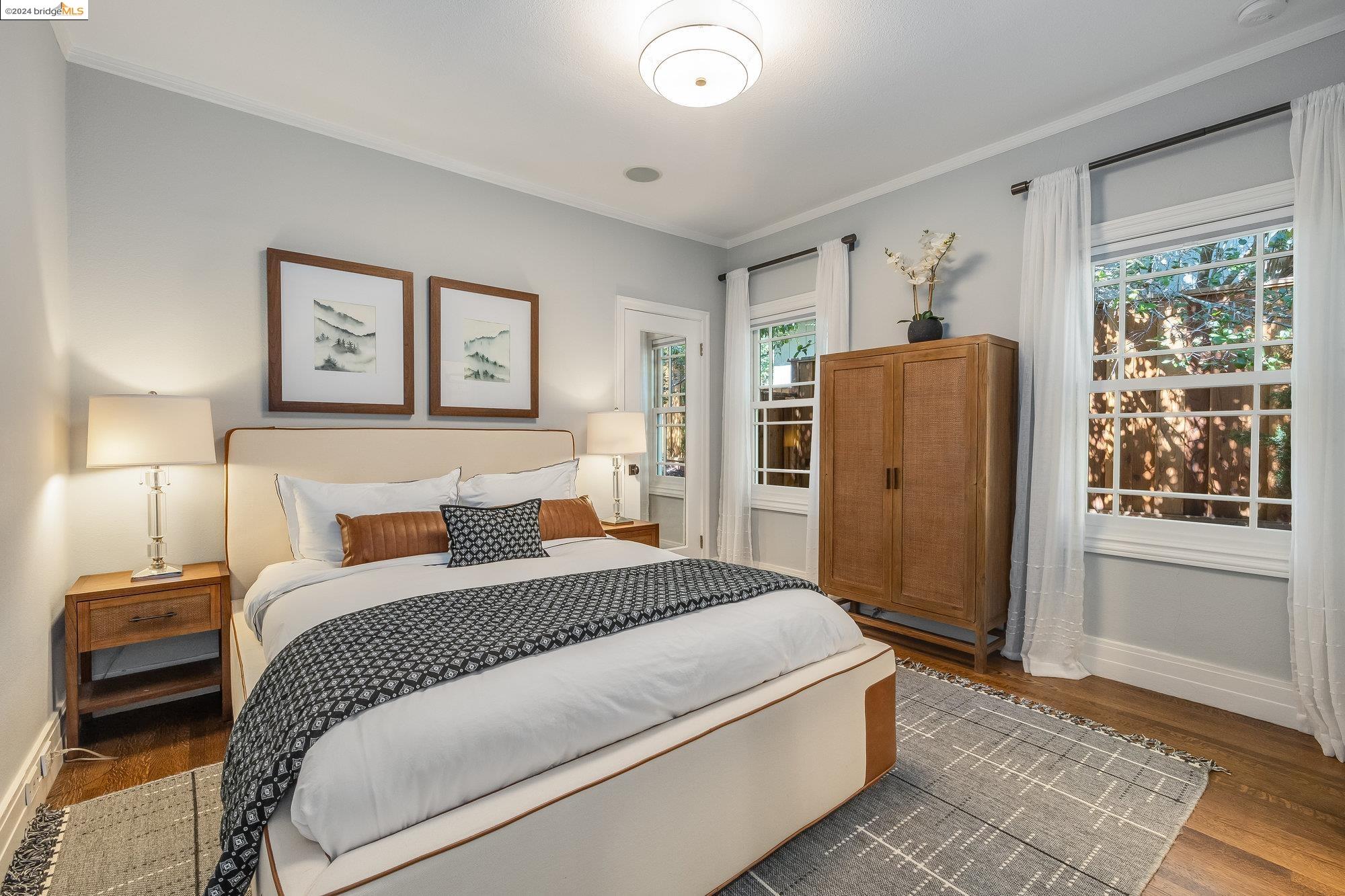 Detail Gallery Image 28 of 51 For 1099 Mandana Blvd., Oakland,  CA 94610 - 4 Beds | 2 Baths