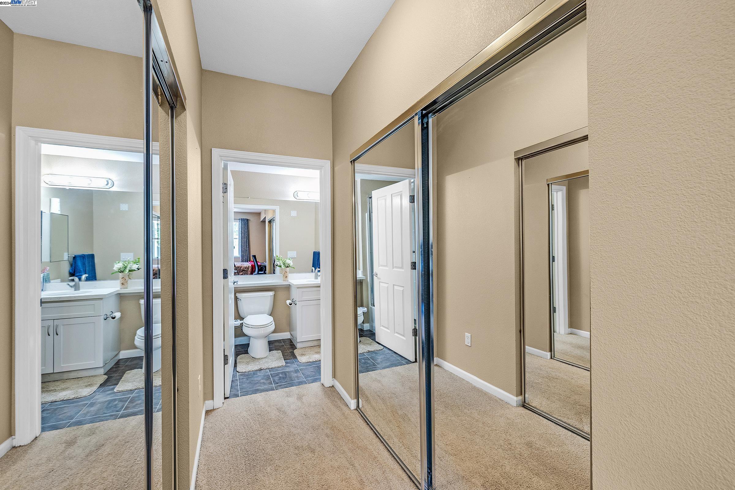 Detail Gallery Image 11 of 37 For 1982 W Bayshore Rd #110,  East Palo Alto,  CA 94303 - 3 Beds | 2 Baths