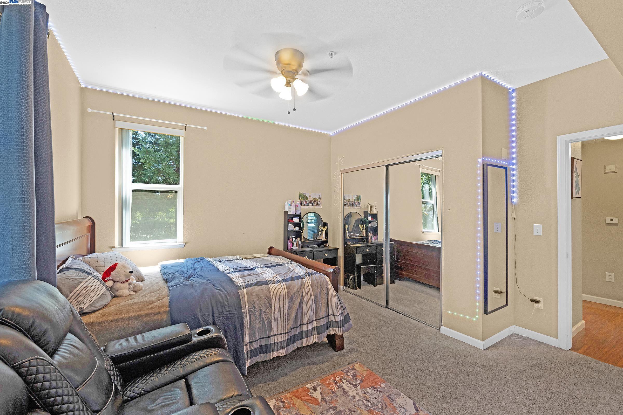 Detail Gallery Image 24 of 37 For 1982 W Bayshore Rd #110,  East Palo Alto,  CA 94303 - 3 Beds | 2 Baths