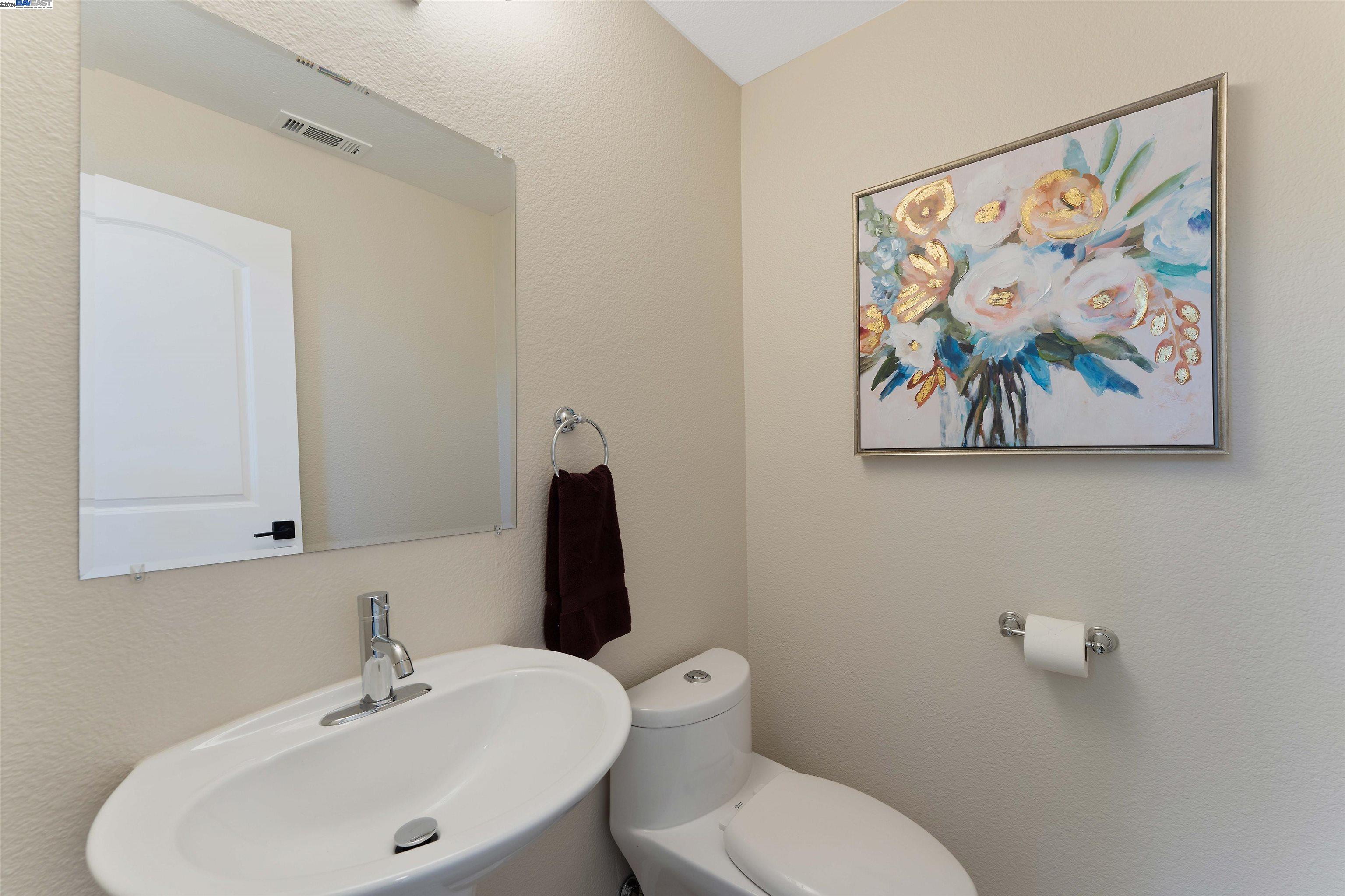 Detail Gallery Image 19 of 60 For 1175 Big Basin, Livermore,  CA 94551 - 3 Beds | 2/1 Baths