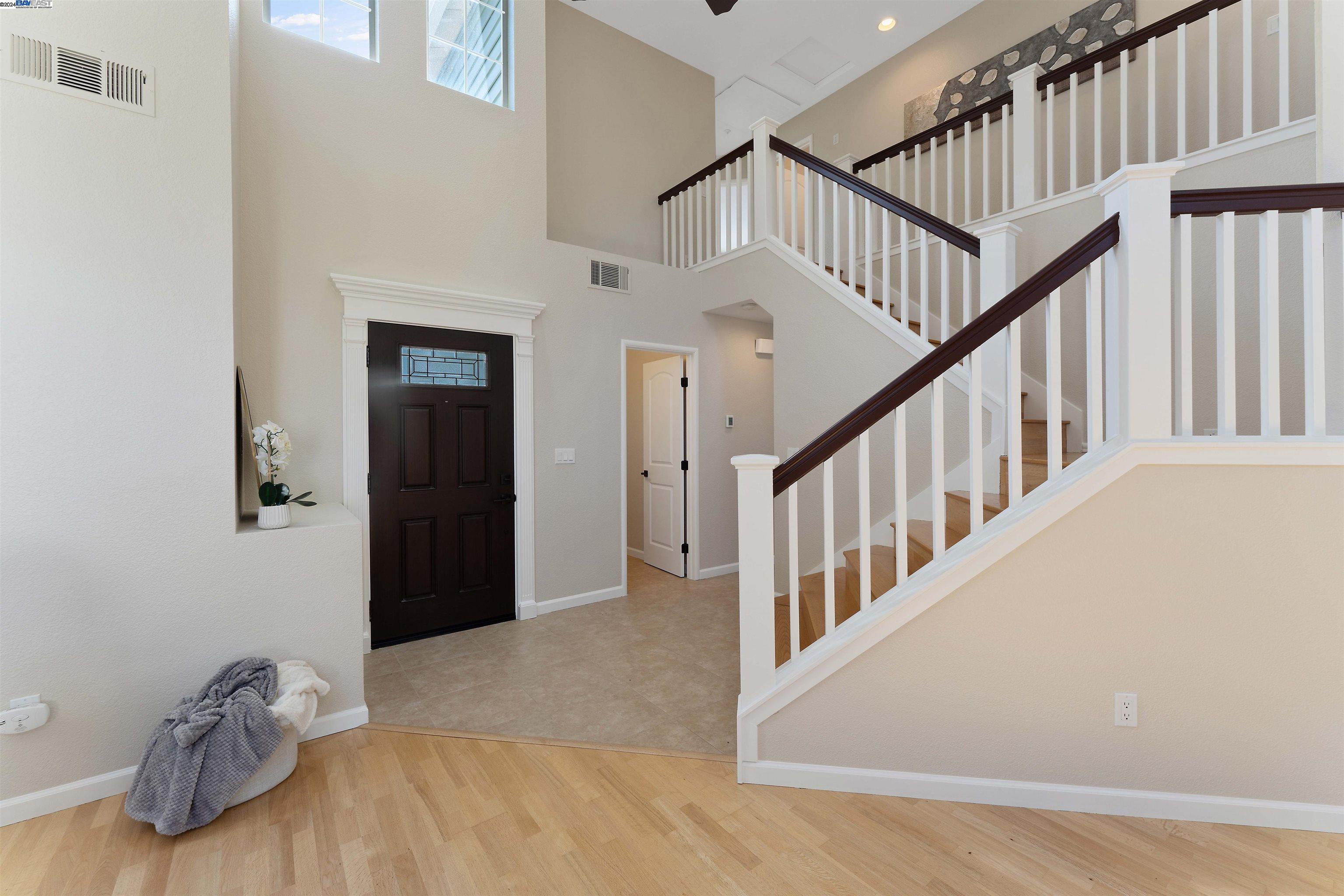 Detail Gallery Image 6 of 60 For 1175 Big Basin, Livermore,  CA 94551 - 3 Beds | 2/1 Baths