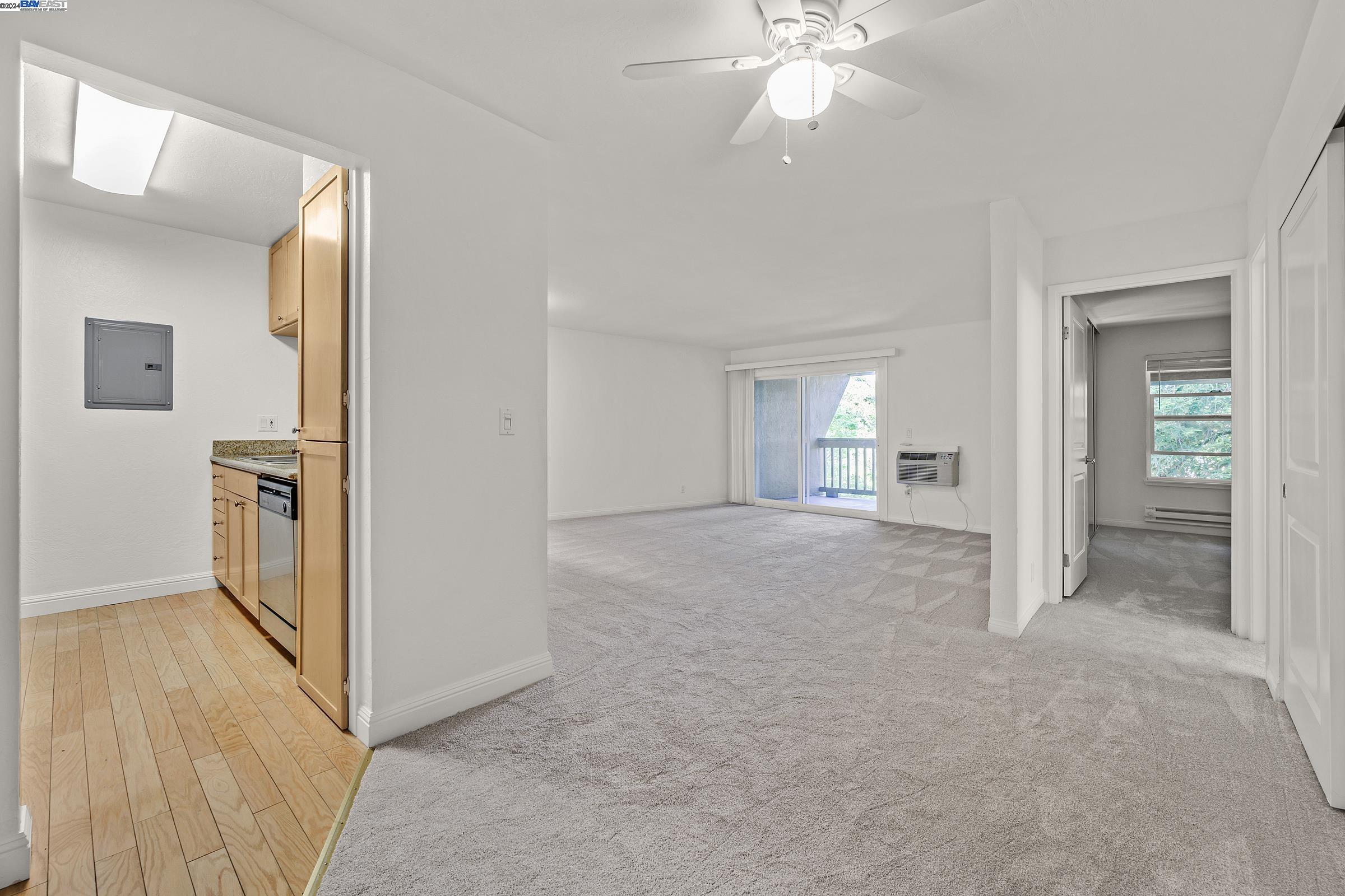Photo #5: 41060048 Listing 