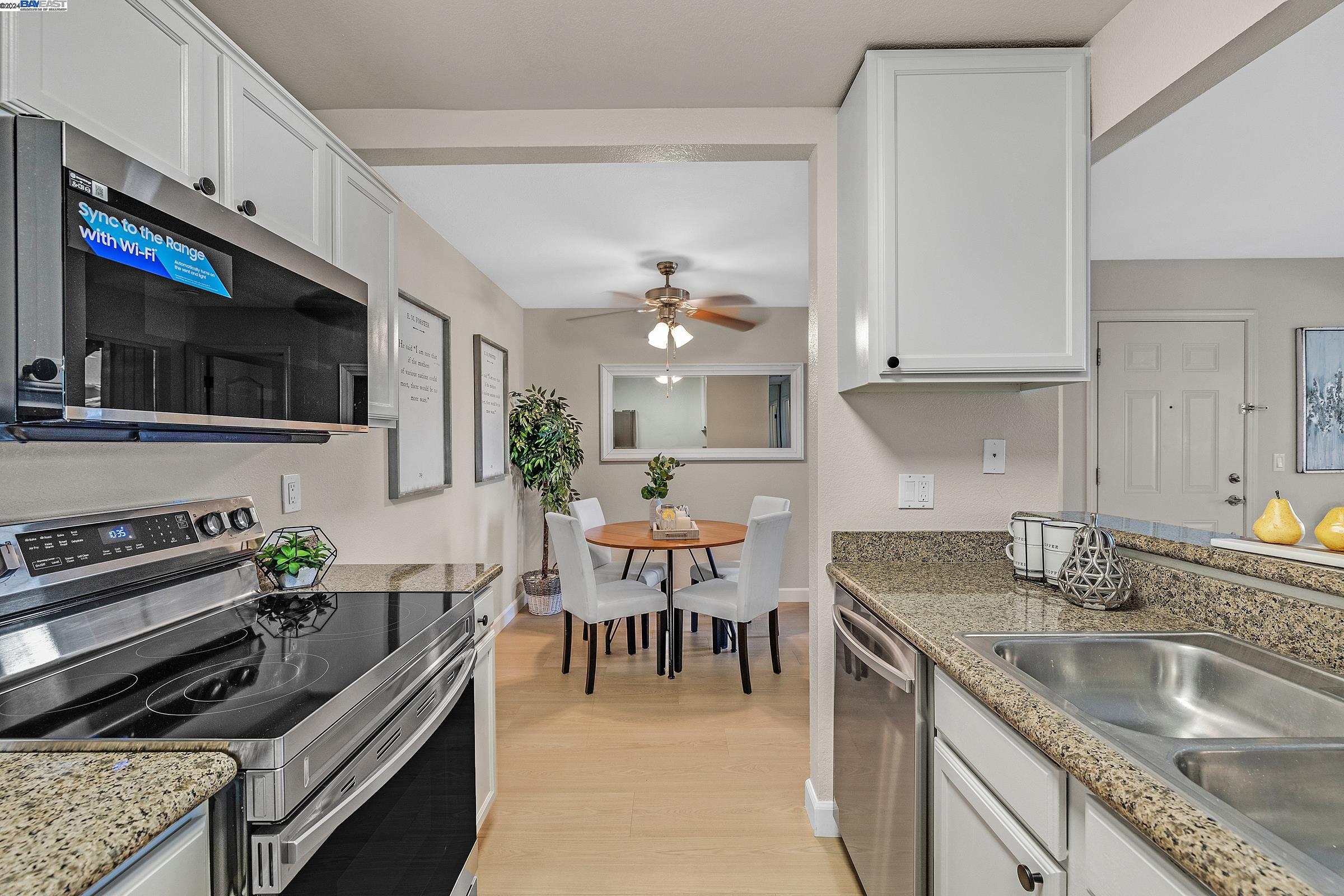 Detail Gallery Image 14 of 37 For 3415 Foxtail Ter, Fremont,  CA 94536 - 2 Beds | 2 Baths