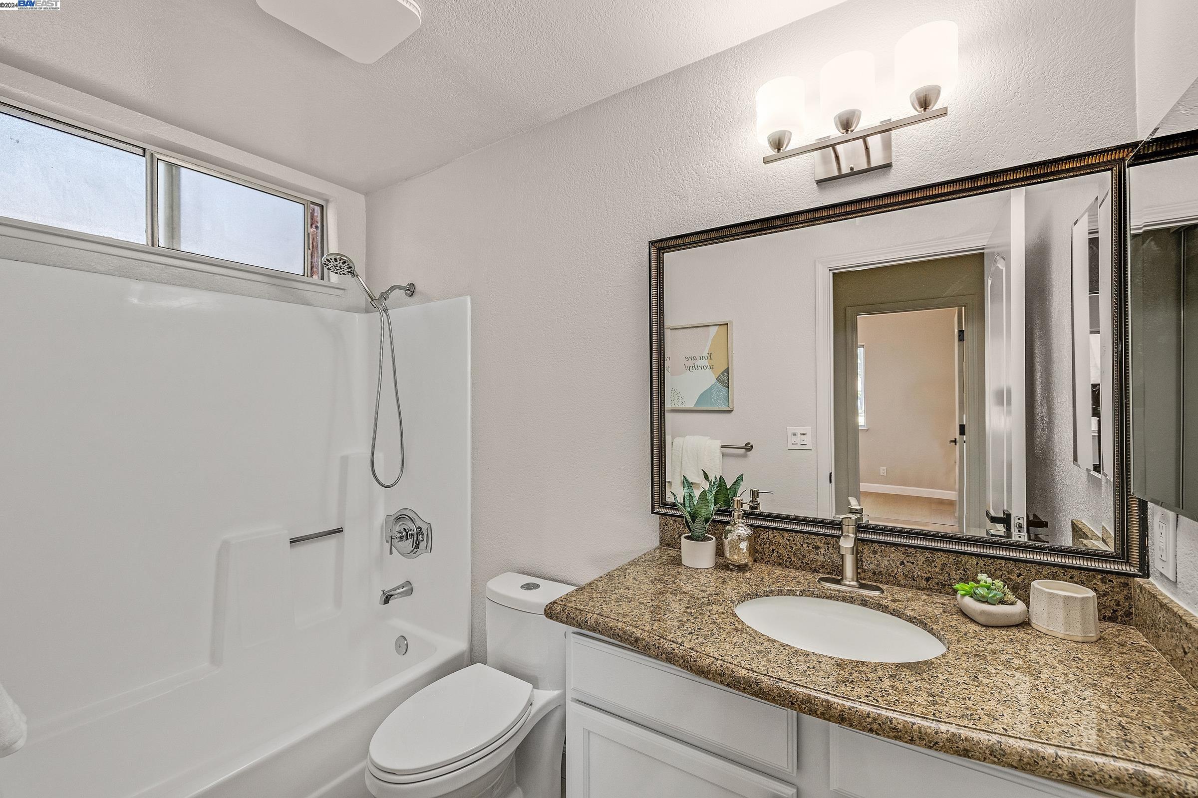 Detail Gallery Image 15 of 37 For 3415 Foxtail Ter, Fremont,  CA 94536 - 2 Beds | 2 Baths