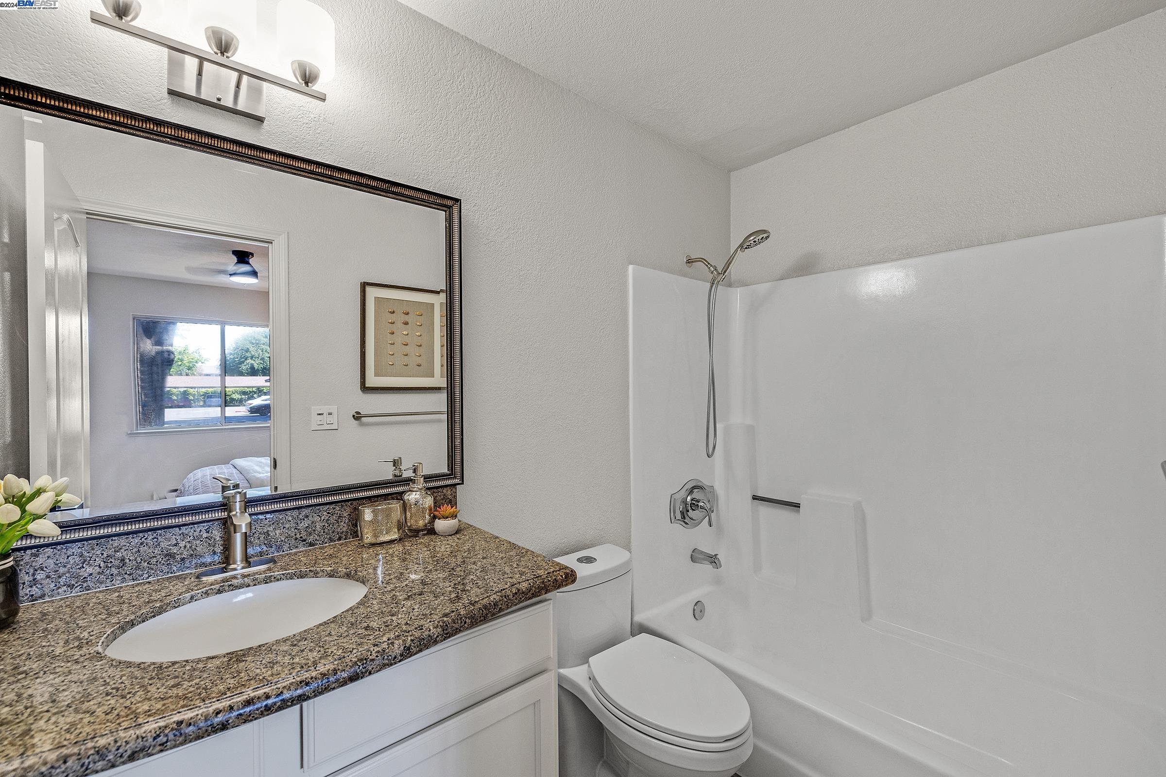 Detail Gallery Image 16 of 37 For 3415 Foxtail Ter, Fremont,  CA 94536 - 2 Beds | 2 Baths