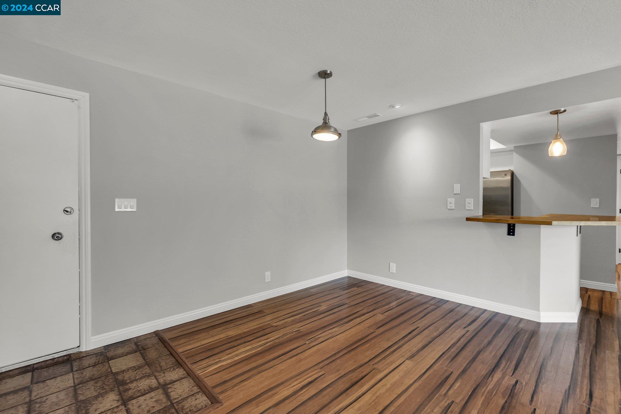 Photo #6: 41060073 Listing 