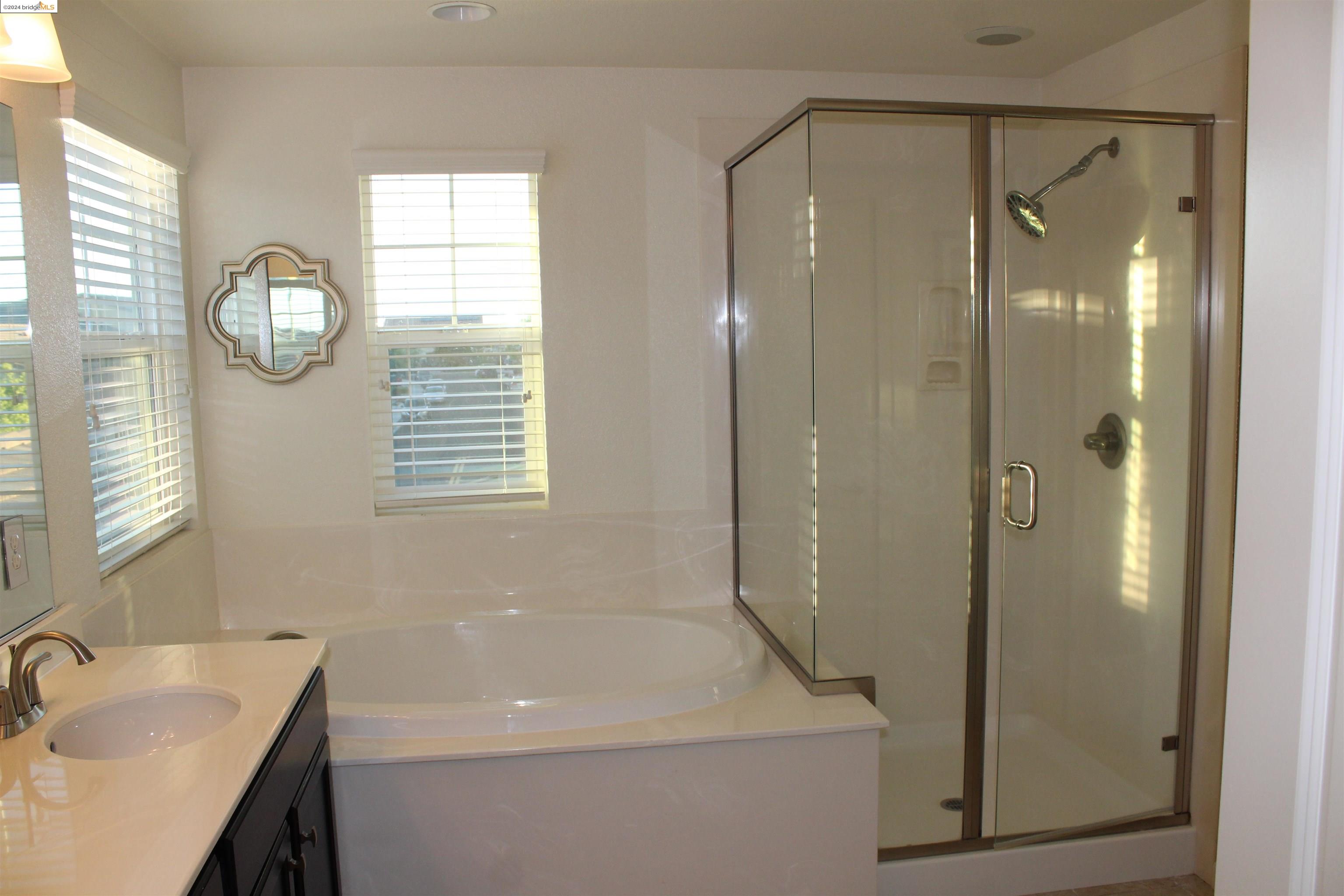 Detail Gallery Image 28 of 36 For 1252 Sierra Trail Rd, Oakley,  CA 94561 - 5 Beds | 3/1 Baths