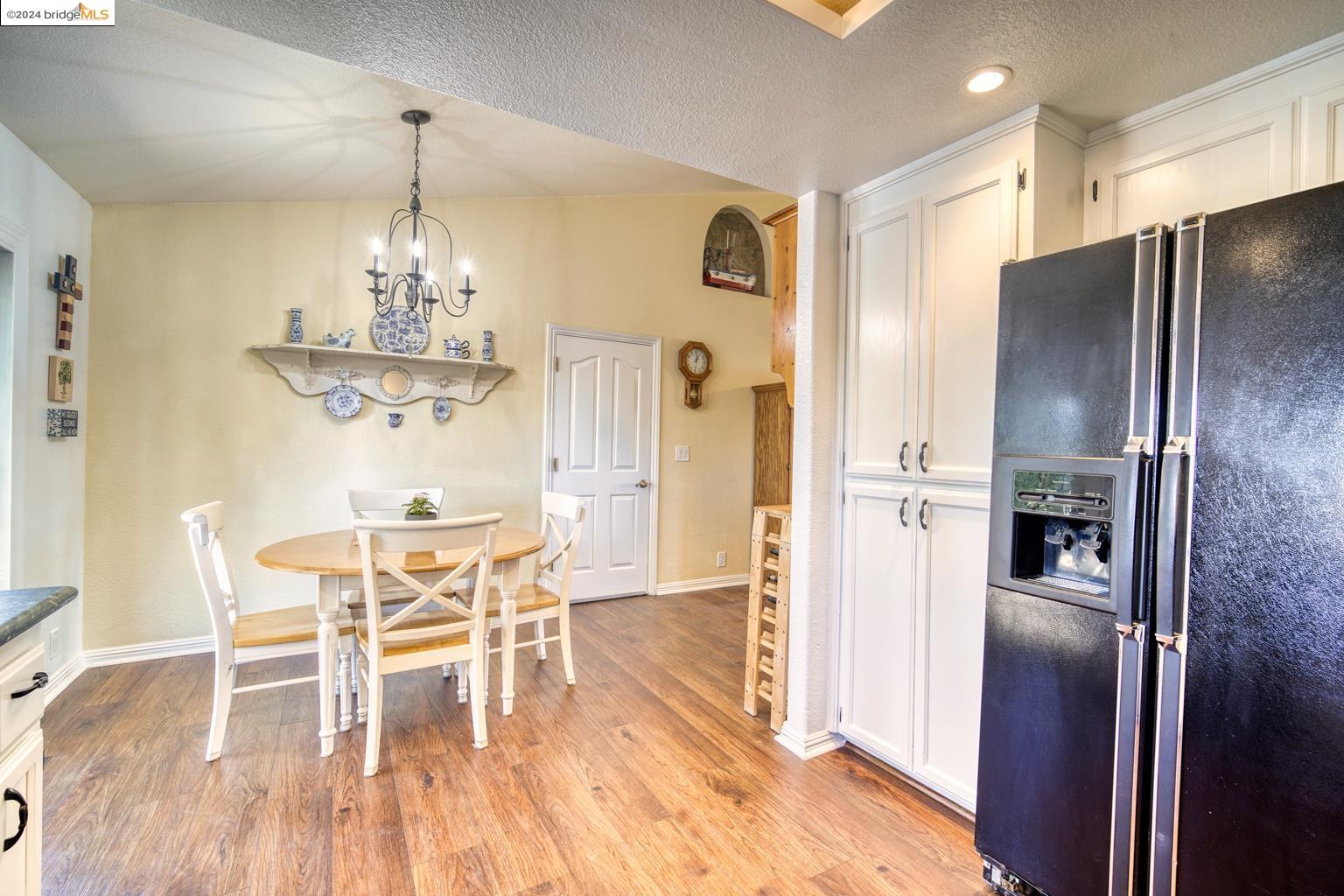 Detail Gallery Image 14 of 35 For 103 Cambark Ct, Martinez,  CA 94553 - 3 Beds | 2 Baths