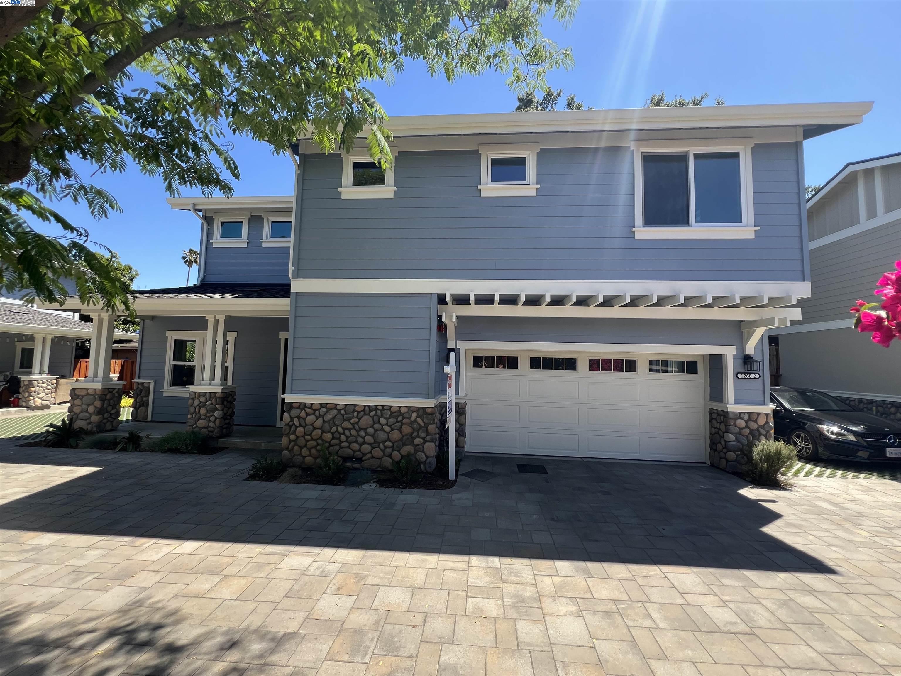 Detail Gallery Image 1 of 1 For 1268-2 Poplar Ave, Sunnyvale,  CA 94086 - 3 Beds | 2/1 Baths