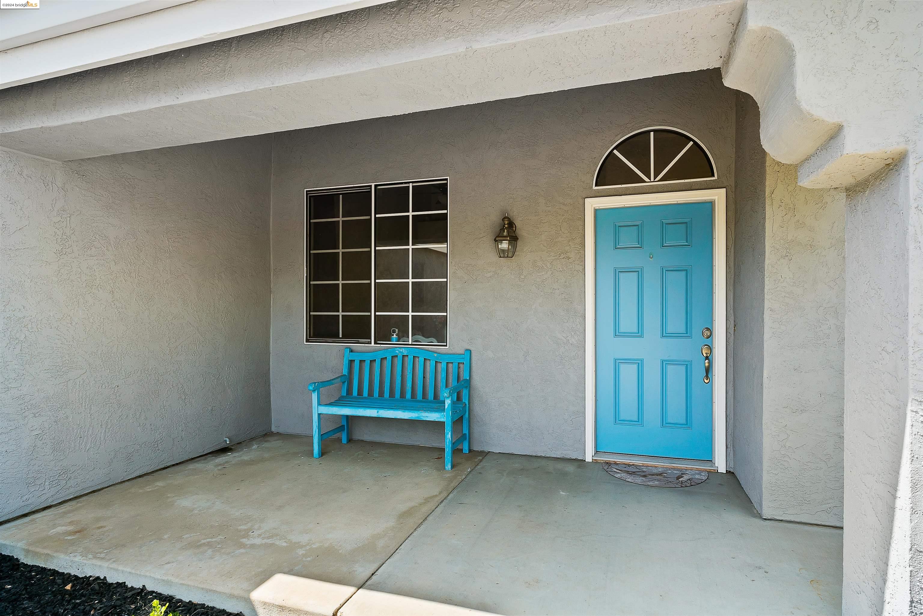 Detail Gallery Image 2 of 41 For 1440 Walnut Meadows Dr, Oakley,  CA 94561 - 3 Beds | 2 Baths