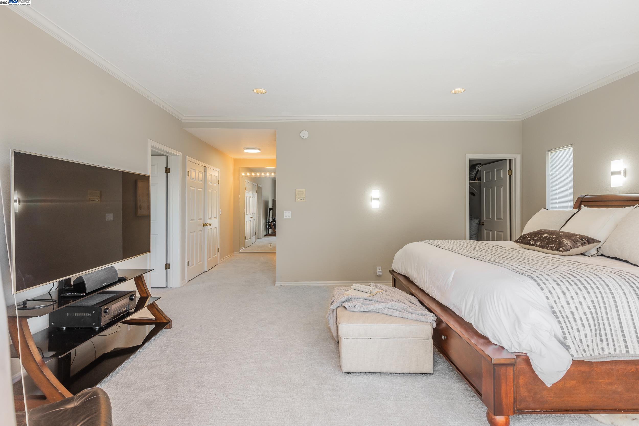 Detail Gallery Image 25 of 42 For 51 Bay View Dr, San Carlos,  CA 94070 - 4 Beds | 3/1 Baths