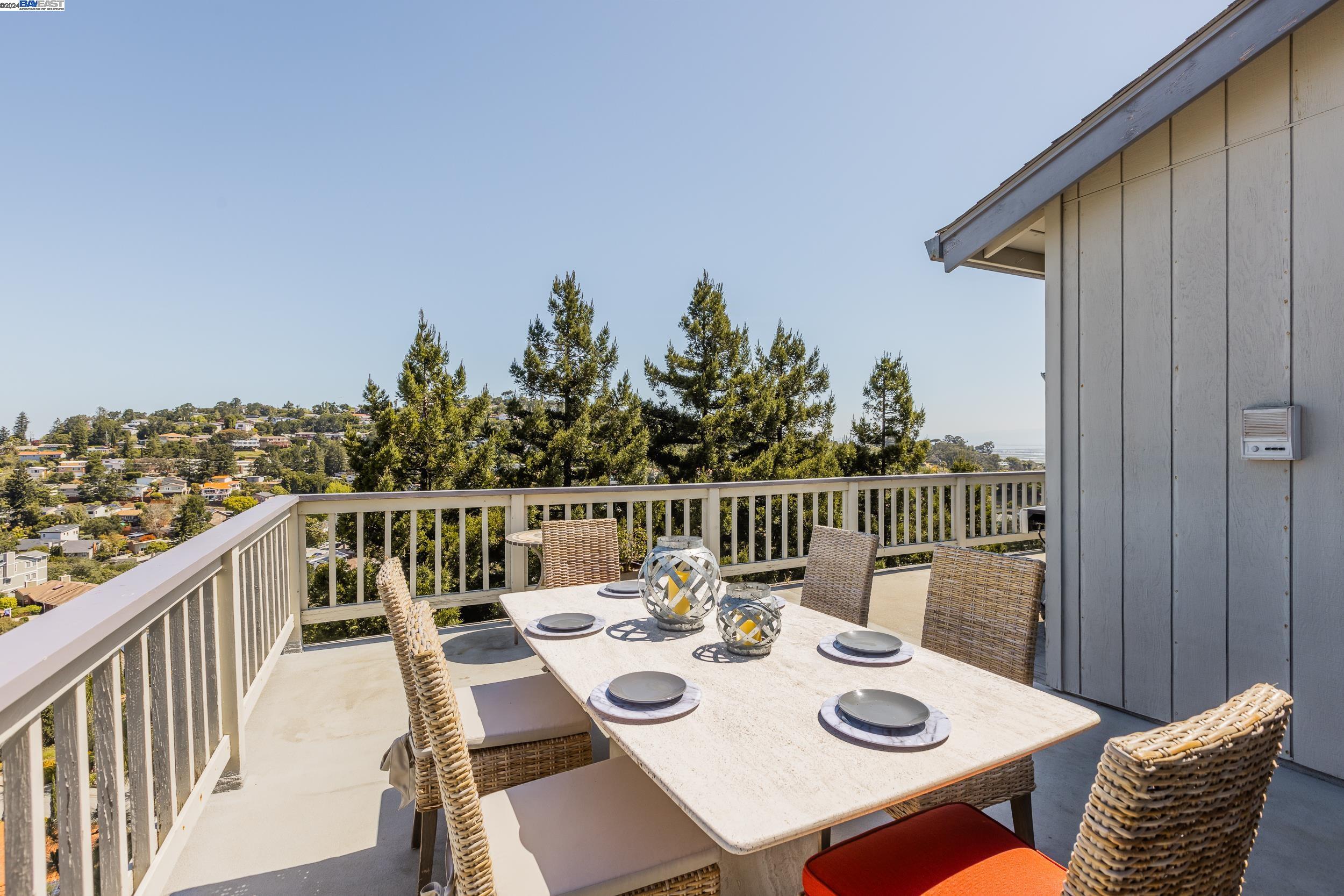 Detail Gallery Image 41 of 42 For 51 Bay View Dr, San Carlos,  CA 94070 - 4 Beds | 3/1 Baths