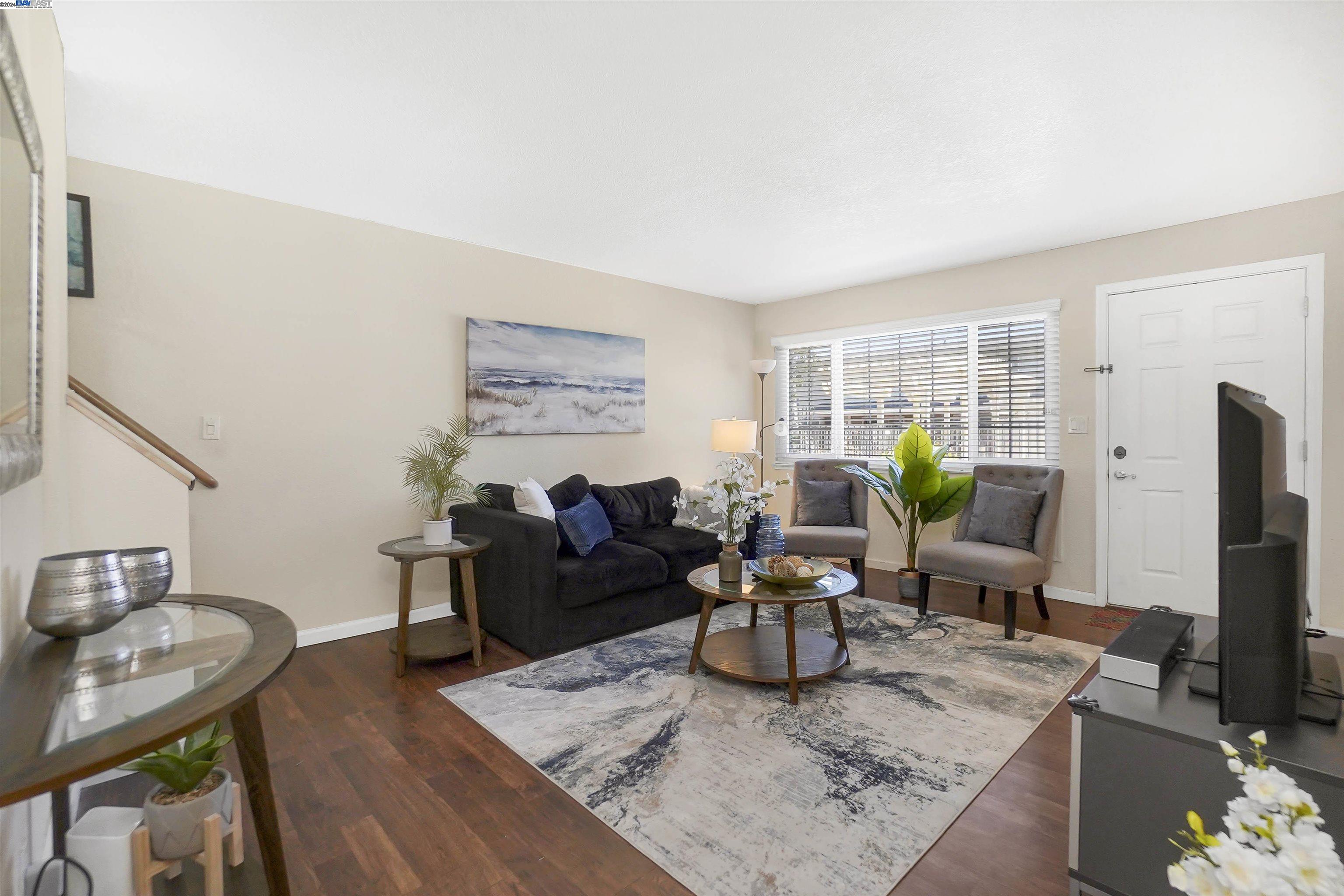 Detail Gallery Image 6 of 30 For 680 Fargo Ave #20,  San Leandro,  CA 94579 - 2 Beds | 1/1 Baths