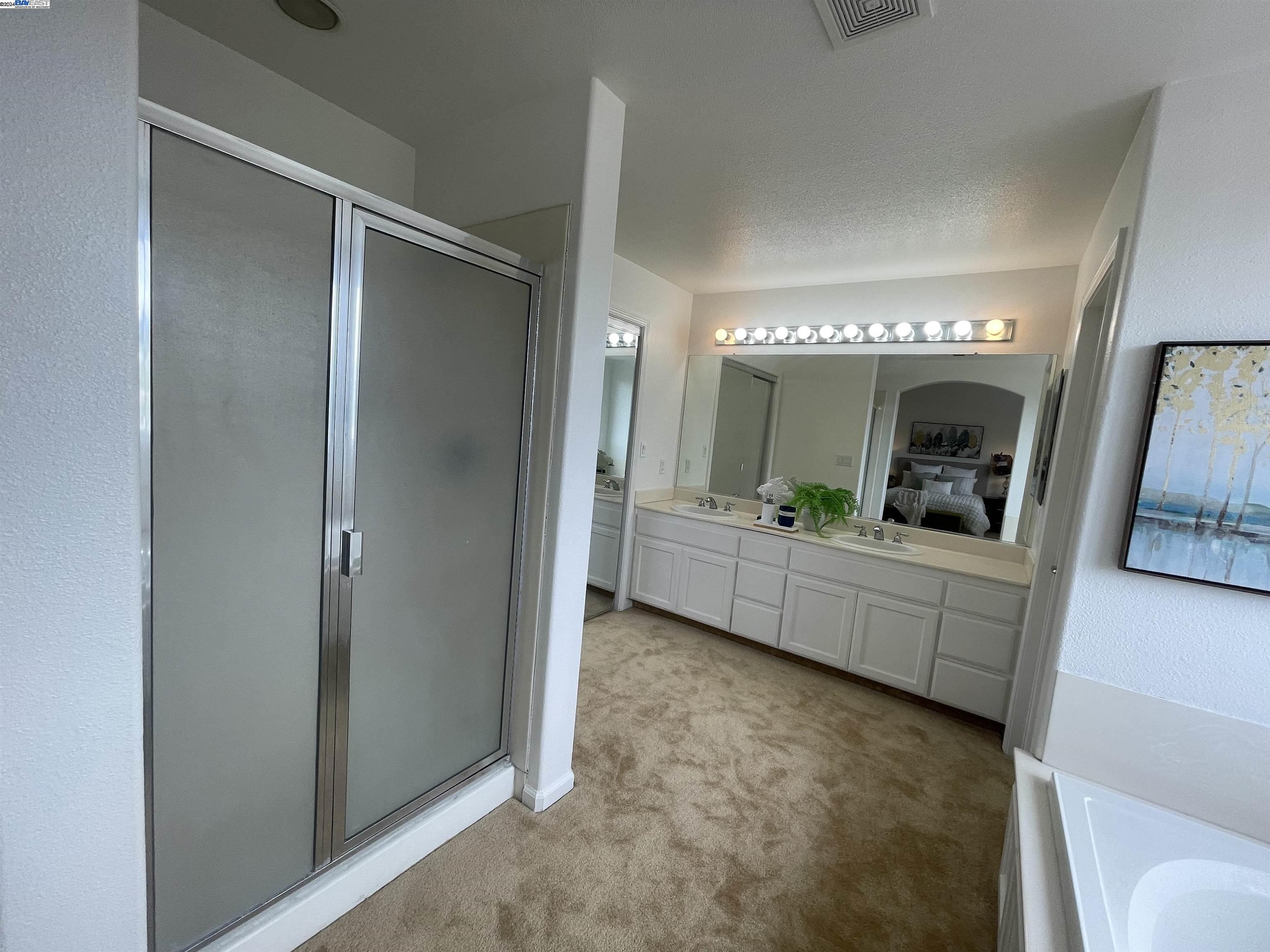 Detail Gallery Image 21 of 36 For 300 Hawk Ridge Dr, Richmond,  CA 94806 - 5 Beds | 2/1 Baths