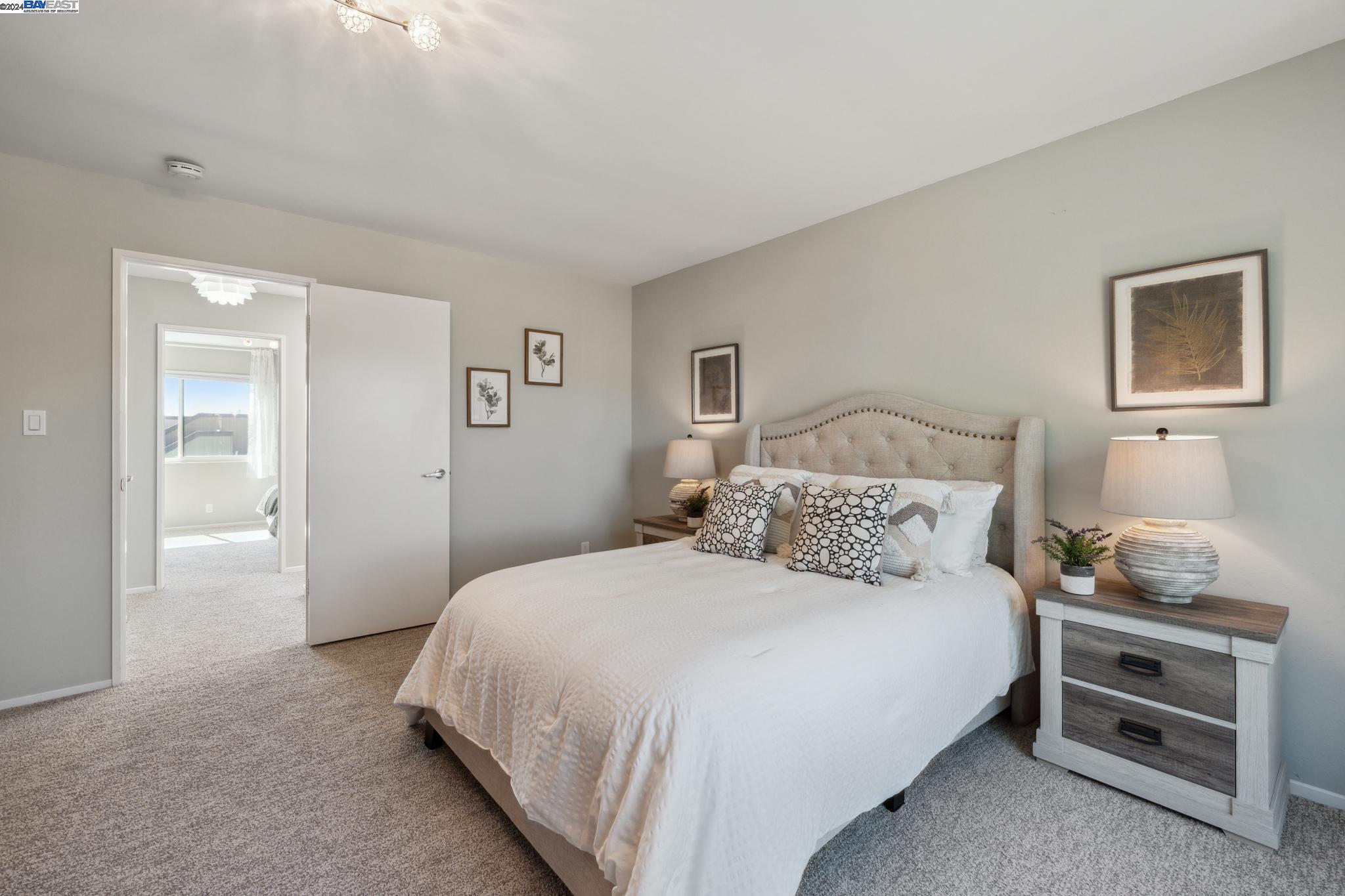 Detail Gallery Image 26 of 55 For 1082 Melrose Ave, Alameda,  CA 94502 - 2 Beds | 1/1 Baths