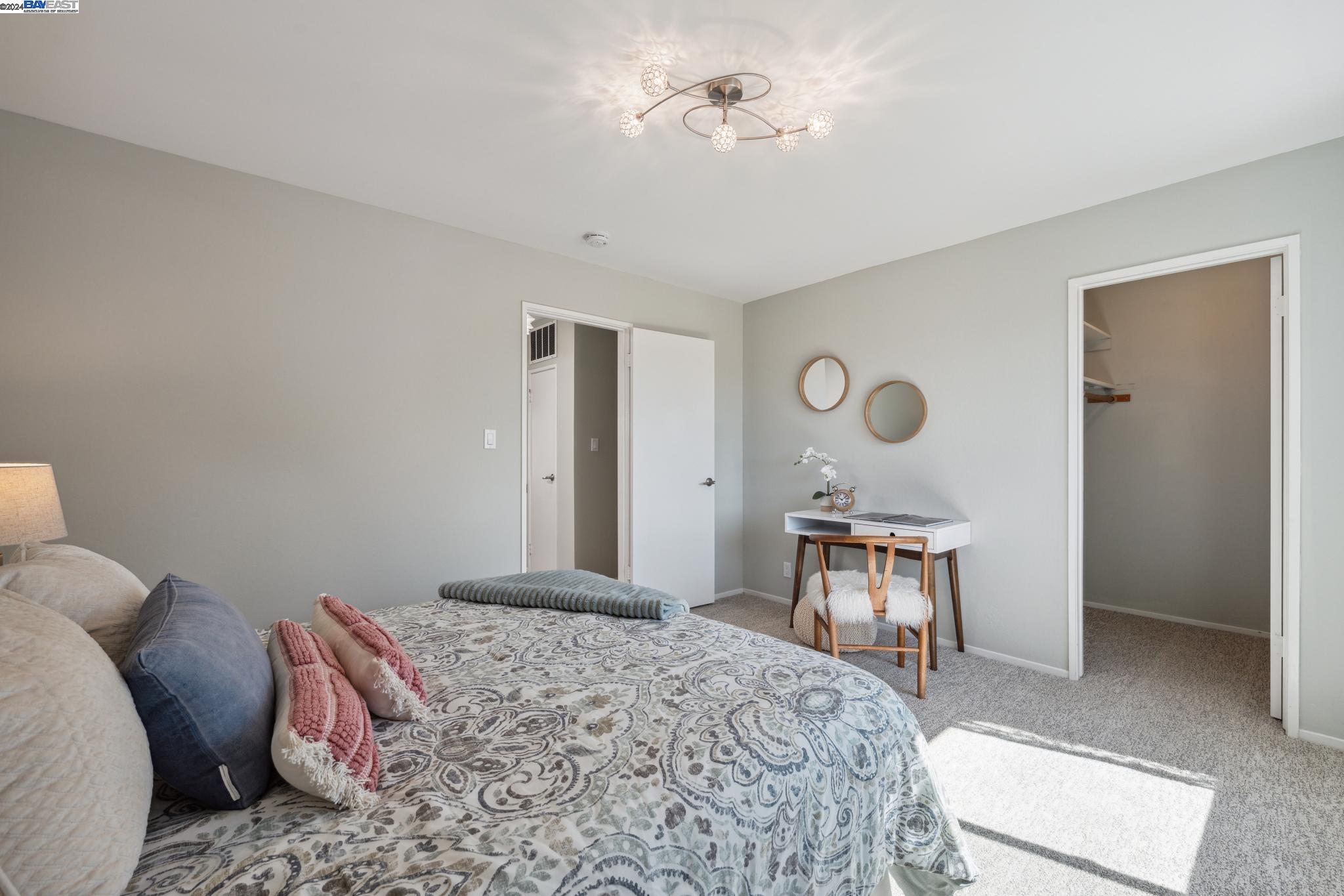 Detail Gallery Image 29 of 55 For 1082 Melrose Ave, Alameda,  CA 94502 - 2 Beds | 1/1 Baths