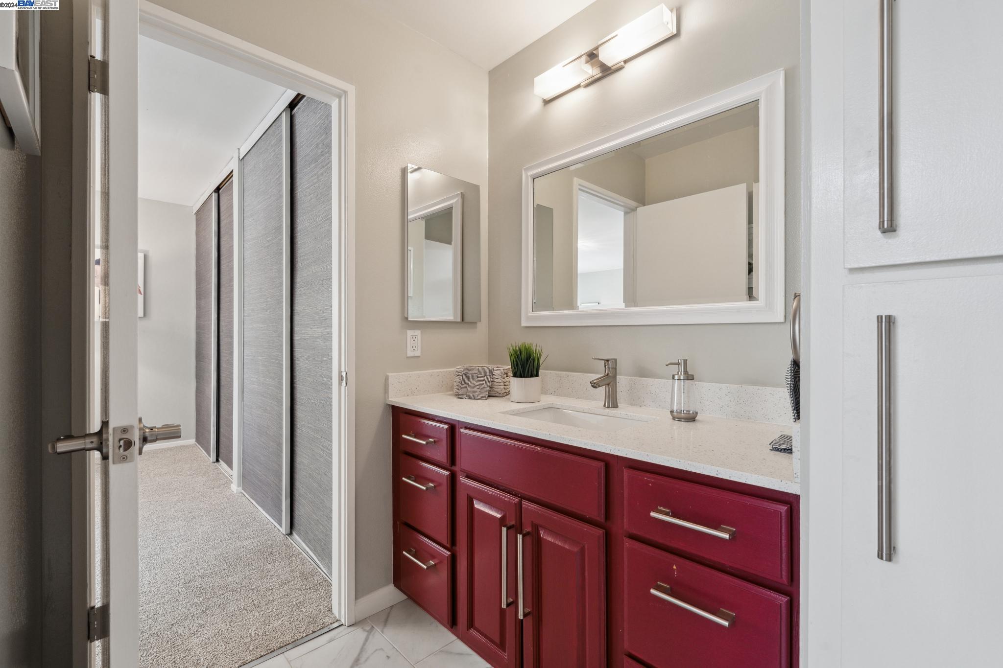 Detail Gallery Image 33 of 55 For 1082 Melrose Ave, Alameda,  CA 94502 - 2 Beds | 1/1 Baths