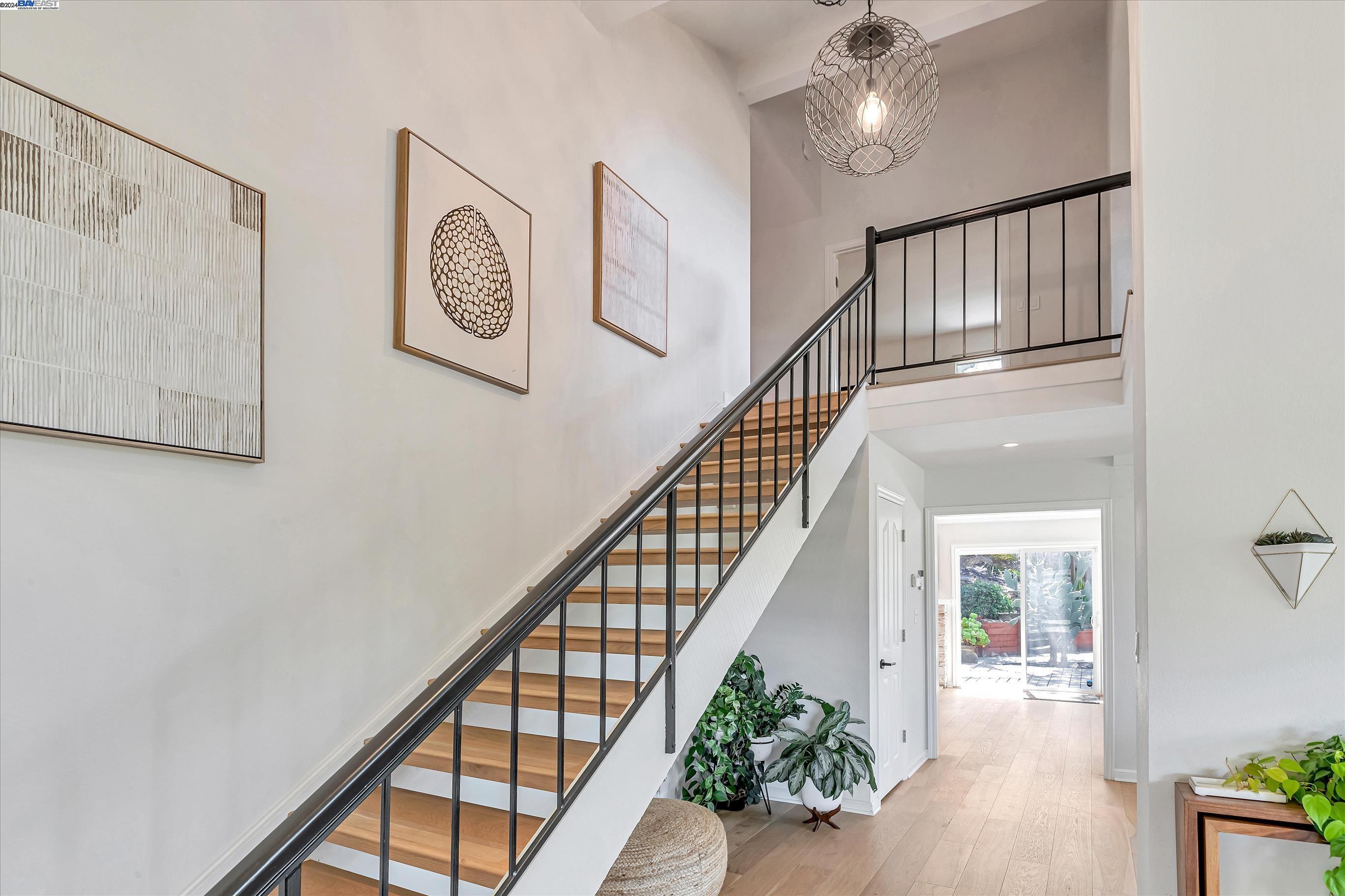 Detail Gallery Image 31 of 60 For 2453 Providence Ct, Walnut Creek,  CA 94596 - 3 Beds | 2/1 Baths
