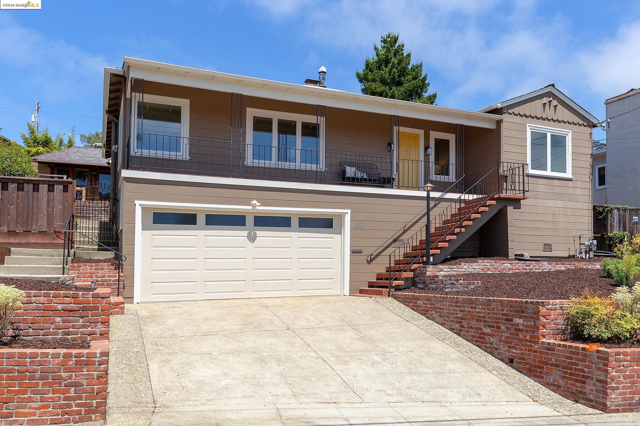 Detail Gallery Image 2 of 38 For 822 Galvin Dr, El Cerrito,  CA 94530 - 2 Beds | 1/1 Baths