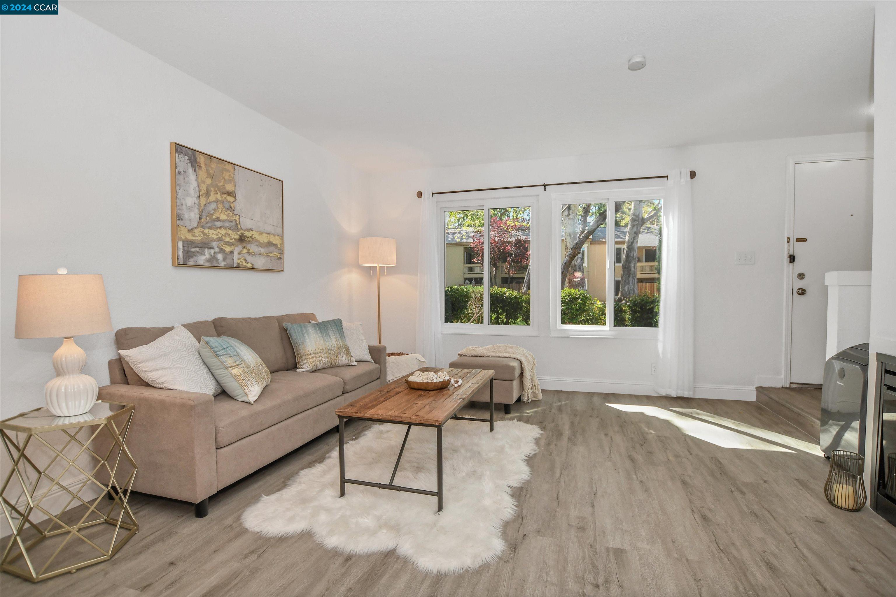 Photo #2: 41060148 Listing 
