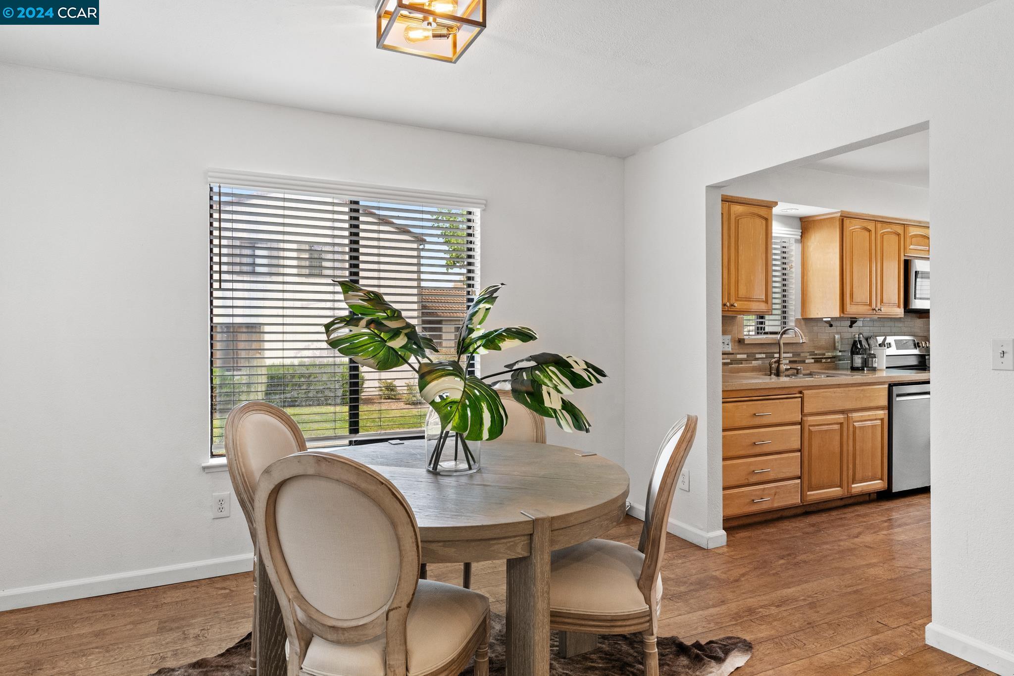 Detail Gallery Image 16 of 57 For 1 Plateau Ct, Hercules,  CA 94547 - 3 Beds | 2/1 Baths