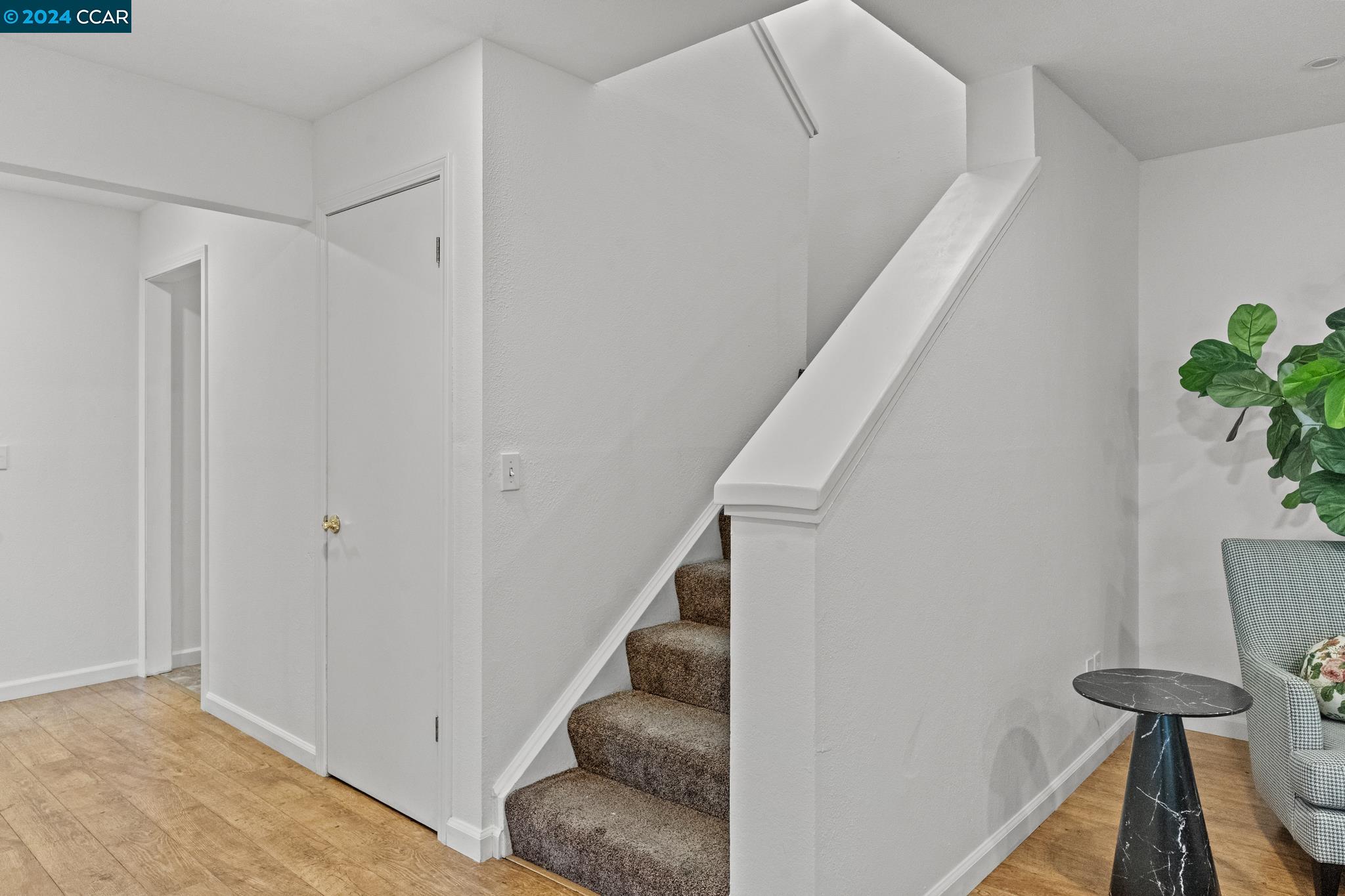 Photo #5: 41060153 Listing 