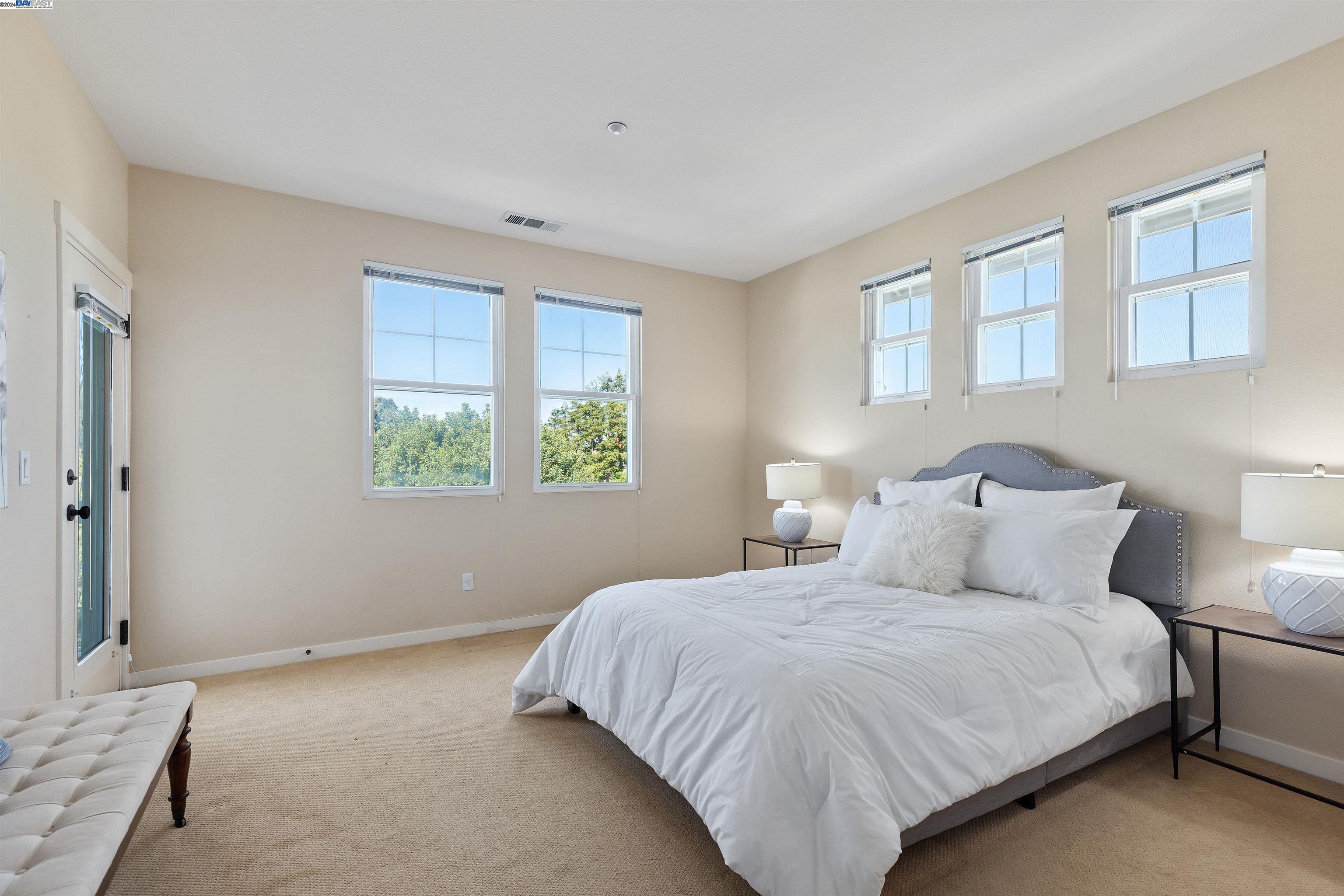 Detail Gallery Image 15 of 26 For 170 N N St #118,  Livermore,  CA 94550 - 2 Beds | 2/1 Baths