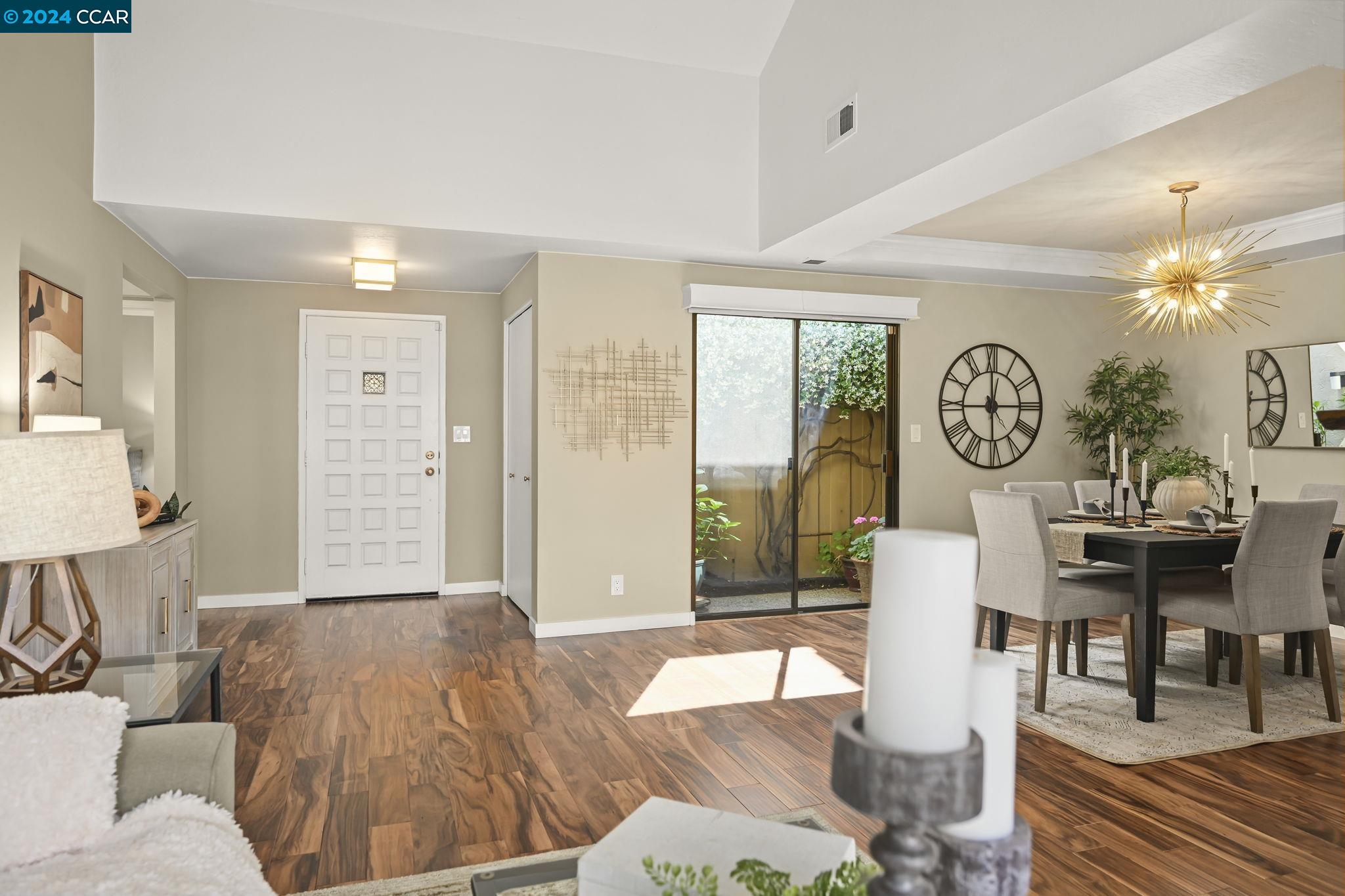 Detail Gallery Image 6 of 53 For 1391 Candelero Dr, Walnut Creek,  CA 94598 - 2 Beds | 2 Baths