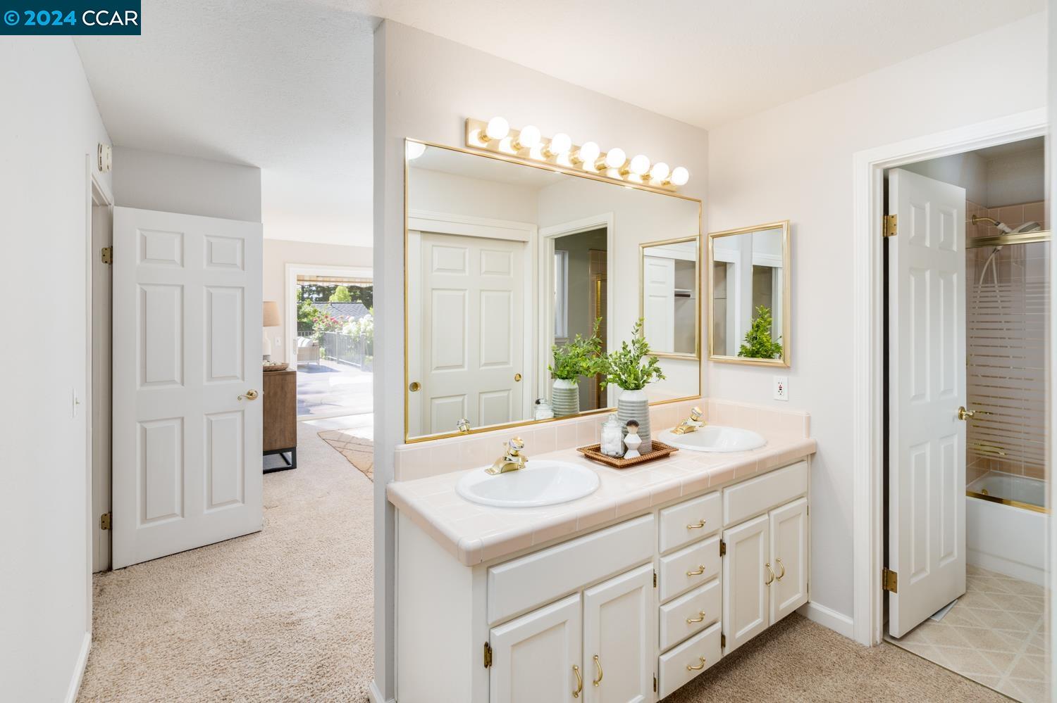 Detail Gallery Image 16 of 29 For 533 Contada Cir, Danville,  CA 94526 - 3 Beds | 2 Baths
