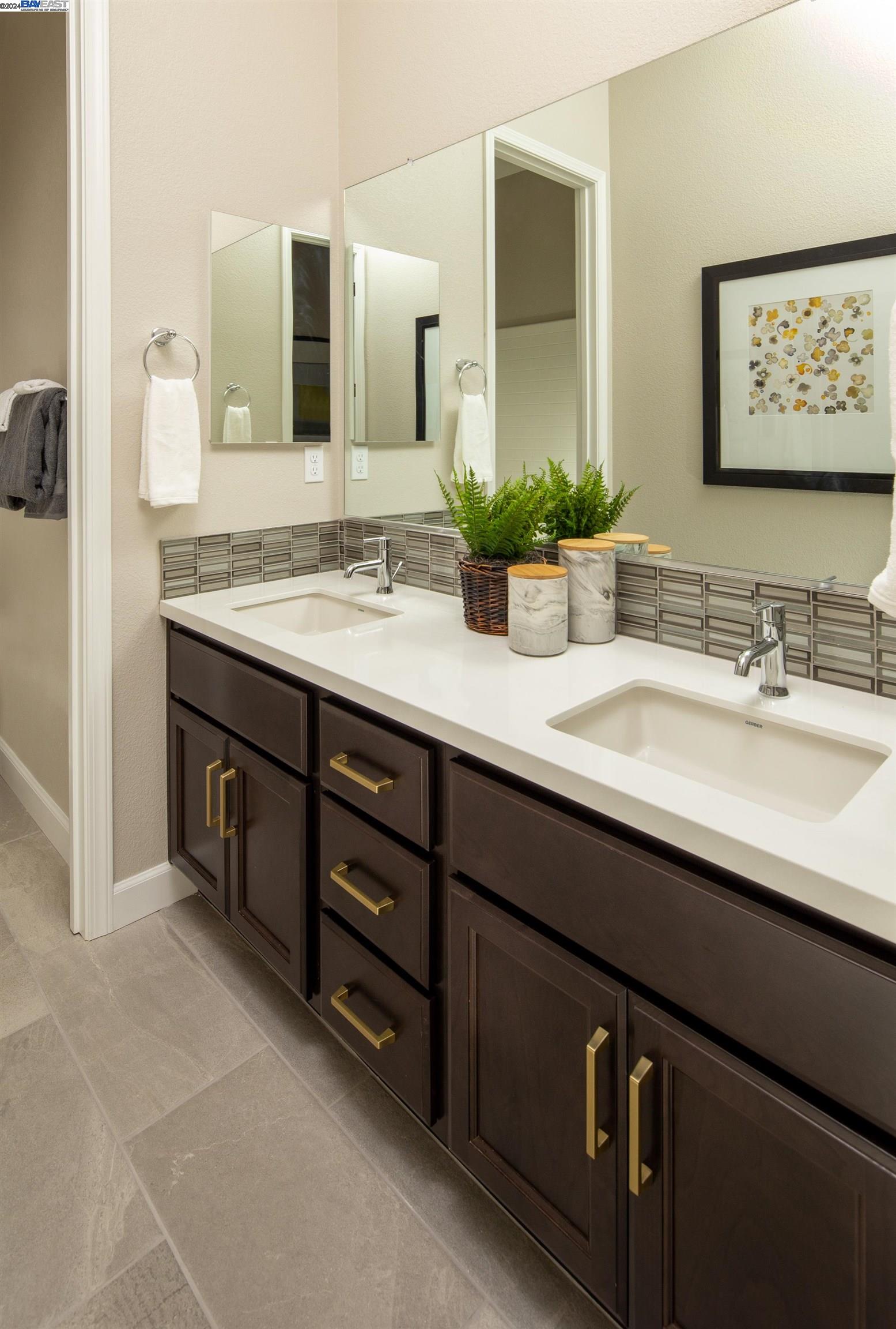 Detail Gallery Image 9 of 9 For 2438 Shore Vista #4812,  Fairfield,  CA 94533 - 2 Beds | 2 Baths