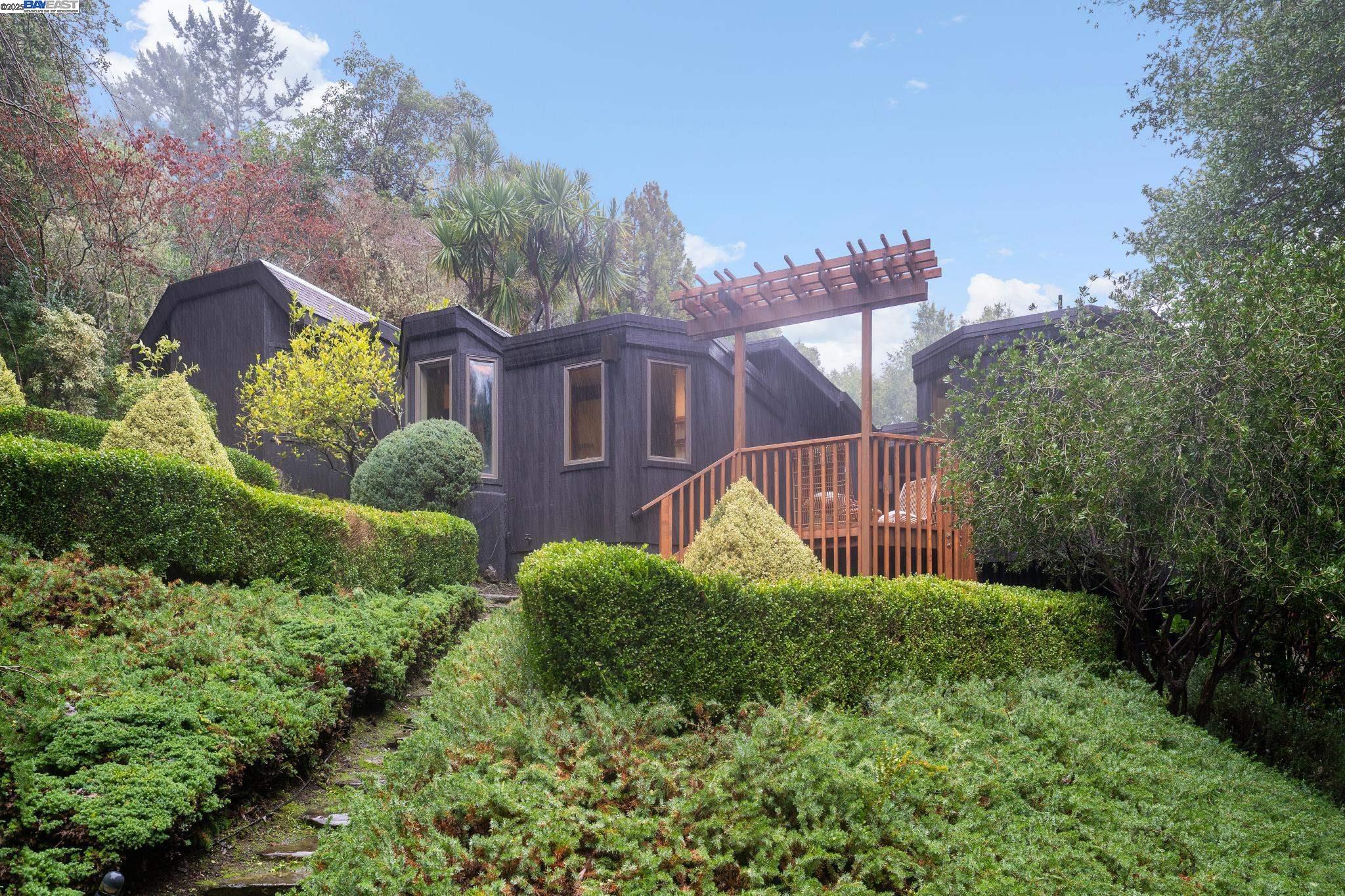 10 E Robert Dr, Inverness, California 94937, 5 Bedrooms Bedrooms, 14 Rooms Rooms,5 BathroomsBathrooms,Residential,For Sale,10 E Robert Dr,41060197