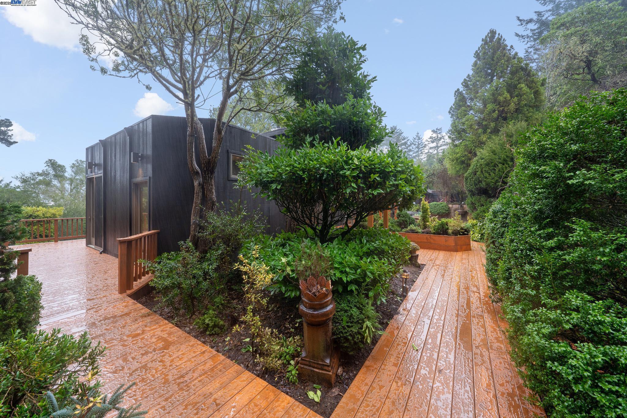 10 E Robert Dr, Inverness, California 94937, 5 Bedrooms Bedrooms, 14 Rooms Rooms,5 BathroomsBathrooms,Residential,For Sale,10 E Robert Dr,41060197