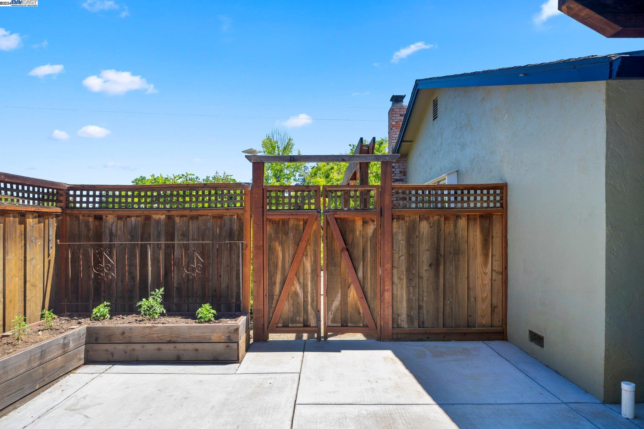 Detail Gallery Image 44 of 50 For 211 Elvira St, Livermore,  CA 94550 - 3 Beds | 2 Baths