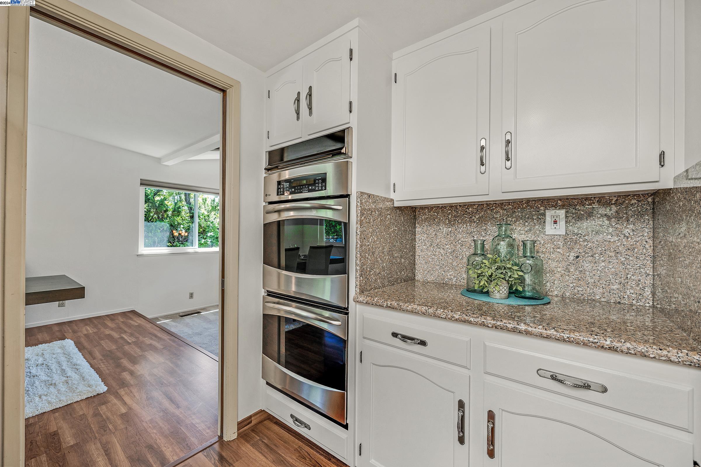 Detail Gallery Image 16 of 45 For 4663 Manter Ct, Castro Valley,  CA 94552 - 4 Beds | 3/1 Baths