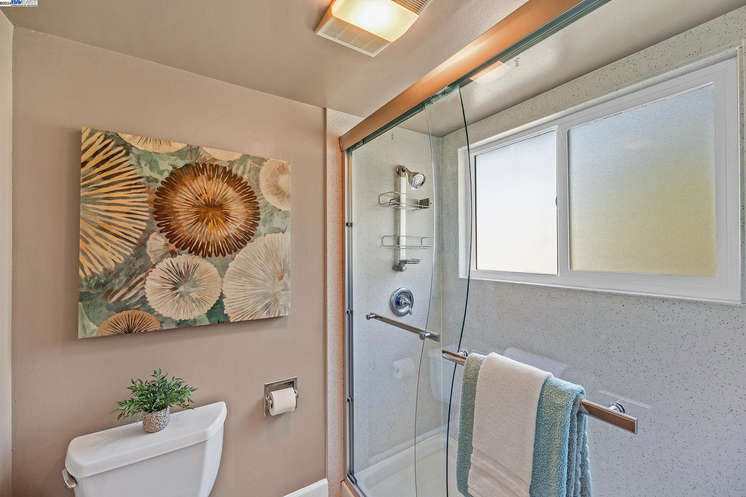 Detail Gallery Image 24 of 45 For 4663 Manter Ct, Castro Valley,  CA 94552 - 4 Beds | 3/1 Baths