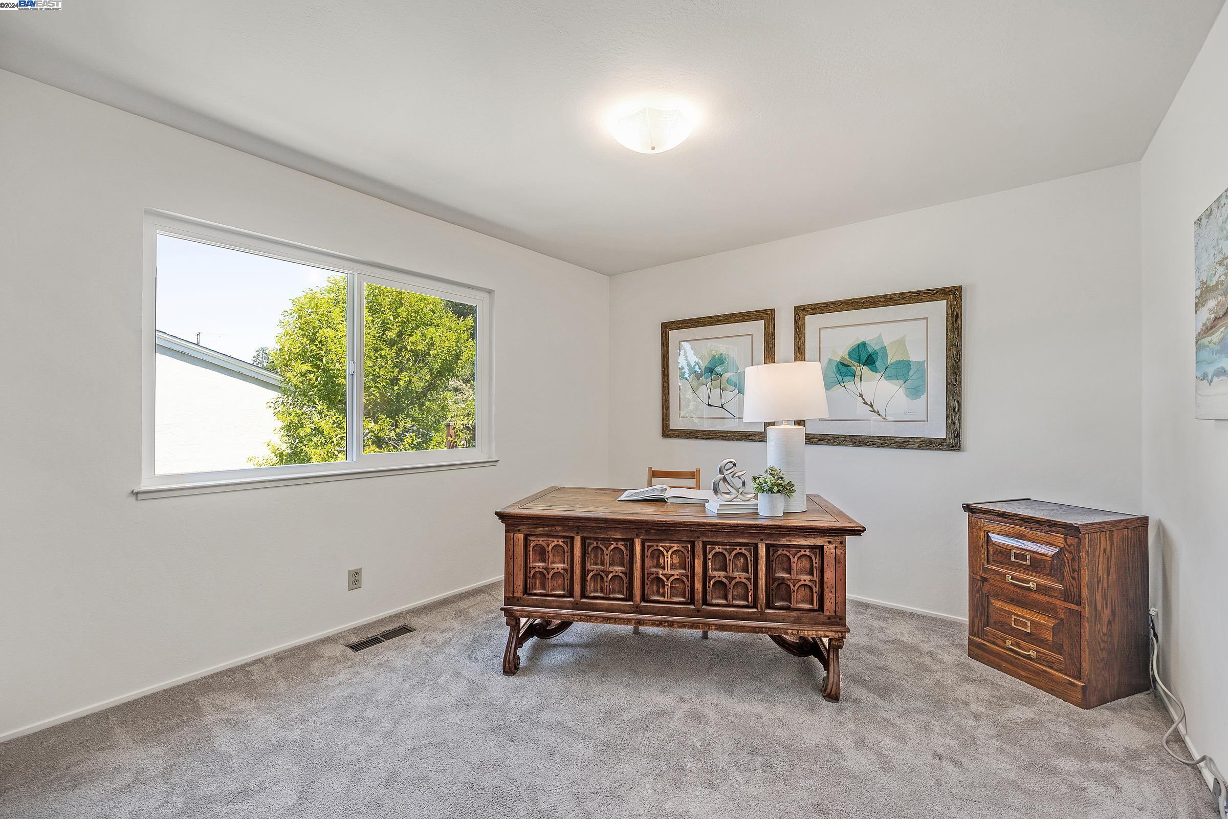 Detail Gallery Image 33 of 45 For 4663 Manter Ct, Castro Valley,  CA 94552 - 4 Beds | 3/1 Baths
