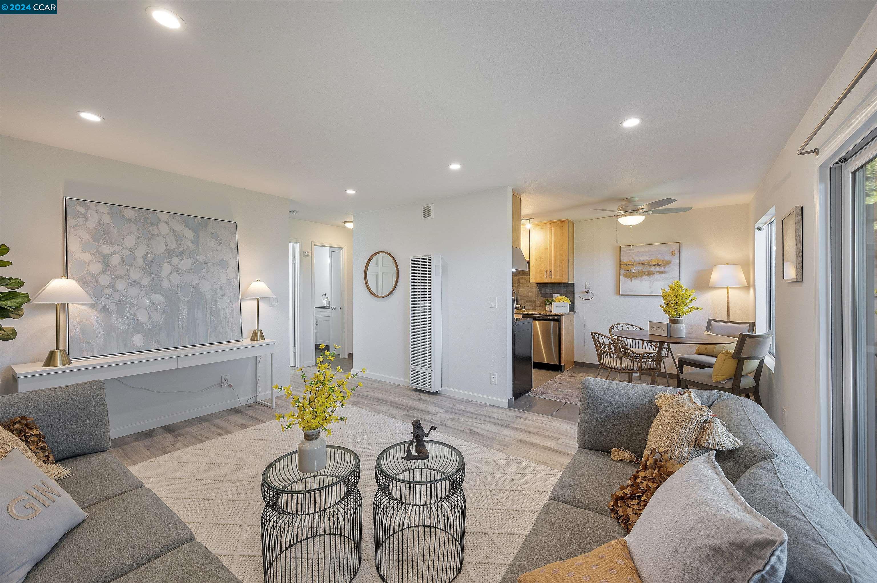 Detail Gallery Image 1 of 1 For 5314 Ridgeview Cir #5,  El Sobrante,  CA 94803 - 1 Beds | 1 Baths