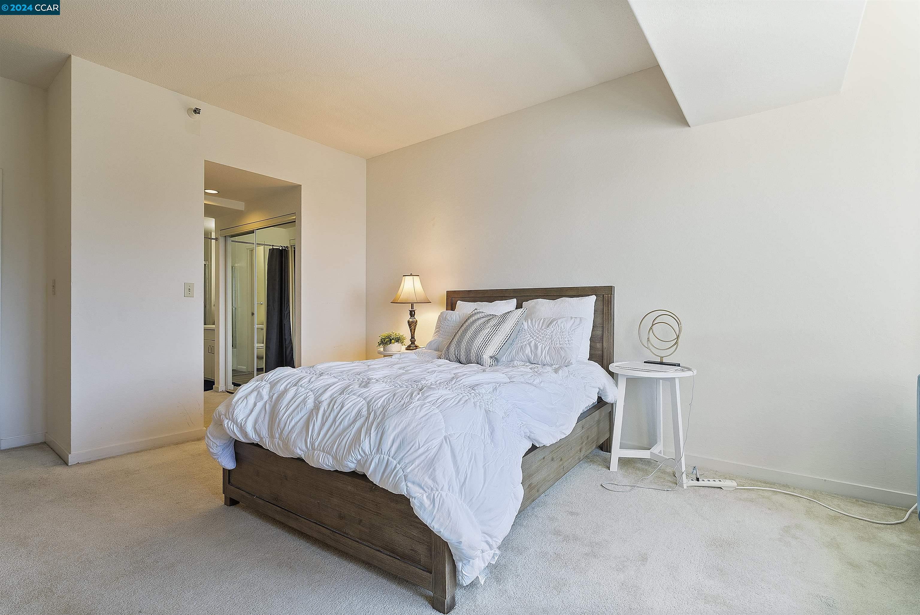 Detail Gallery Image 17 of 26 For 6363 Christie Ave #1422,  Emeryville,  CA 94608 - 1 Beds | 1 Baths